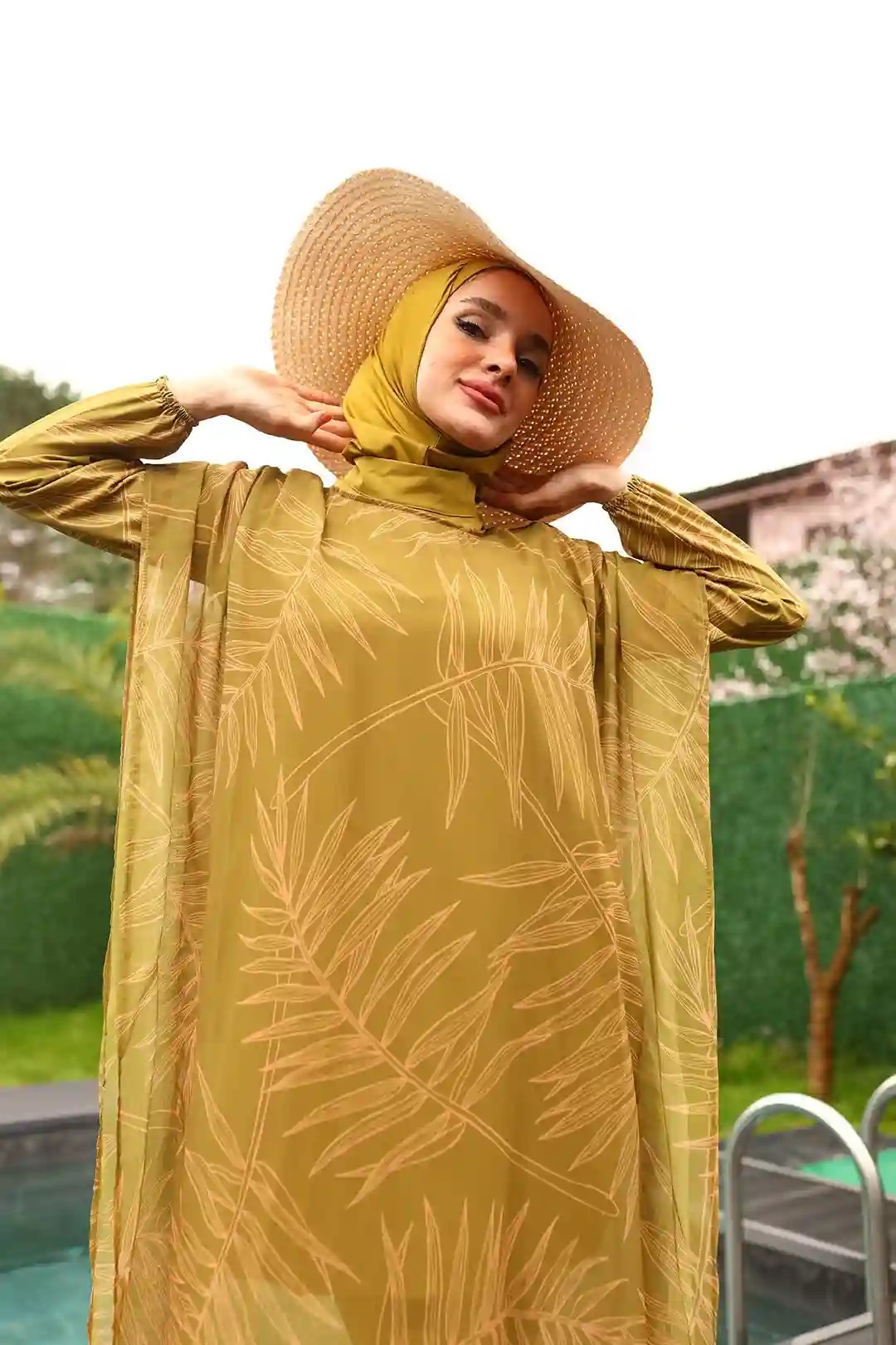 Toptan Polyester Elastan Kumaş Yaprak Desenli Kolları Lastikli Dörtlü Tesettür Mayo - YAĞ YEŞİLİ