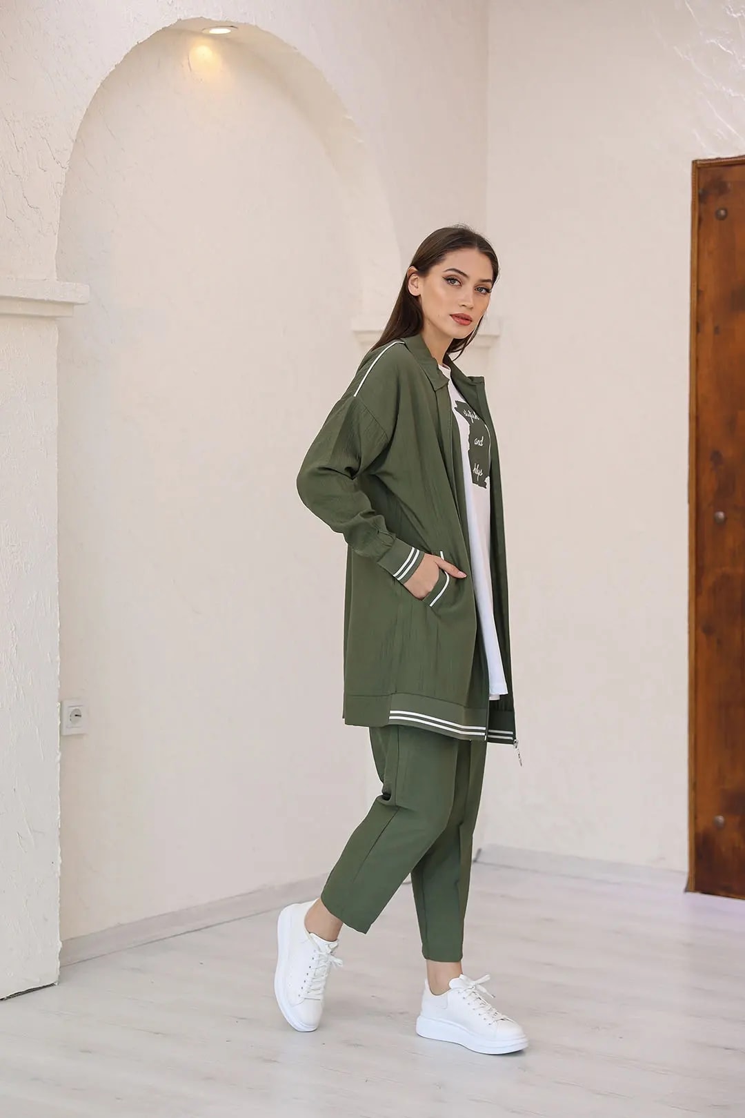 Wholesale Alice Fabric Elastic Sleeve and Skirt Three-Piece Suit - Khaki