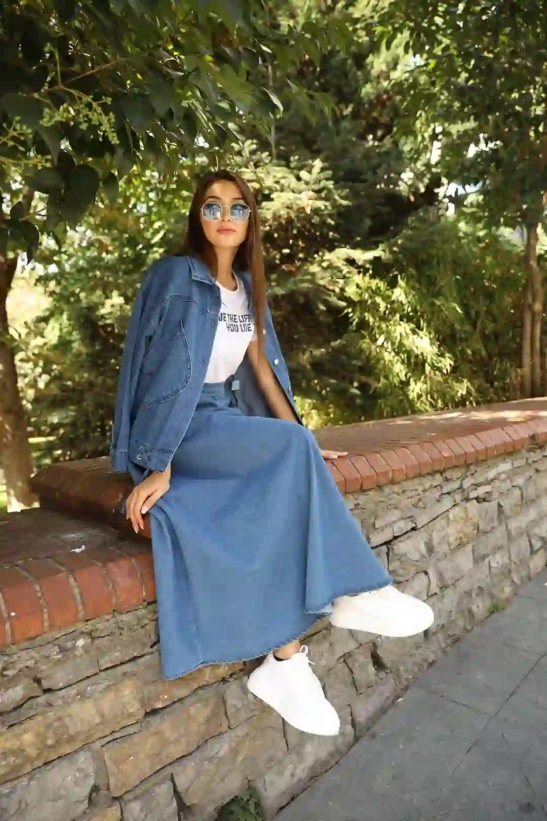 Wholesale Denim Fabric Front Buttoned Three-Piece Skirt Suit