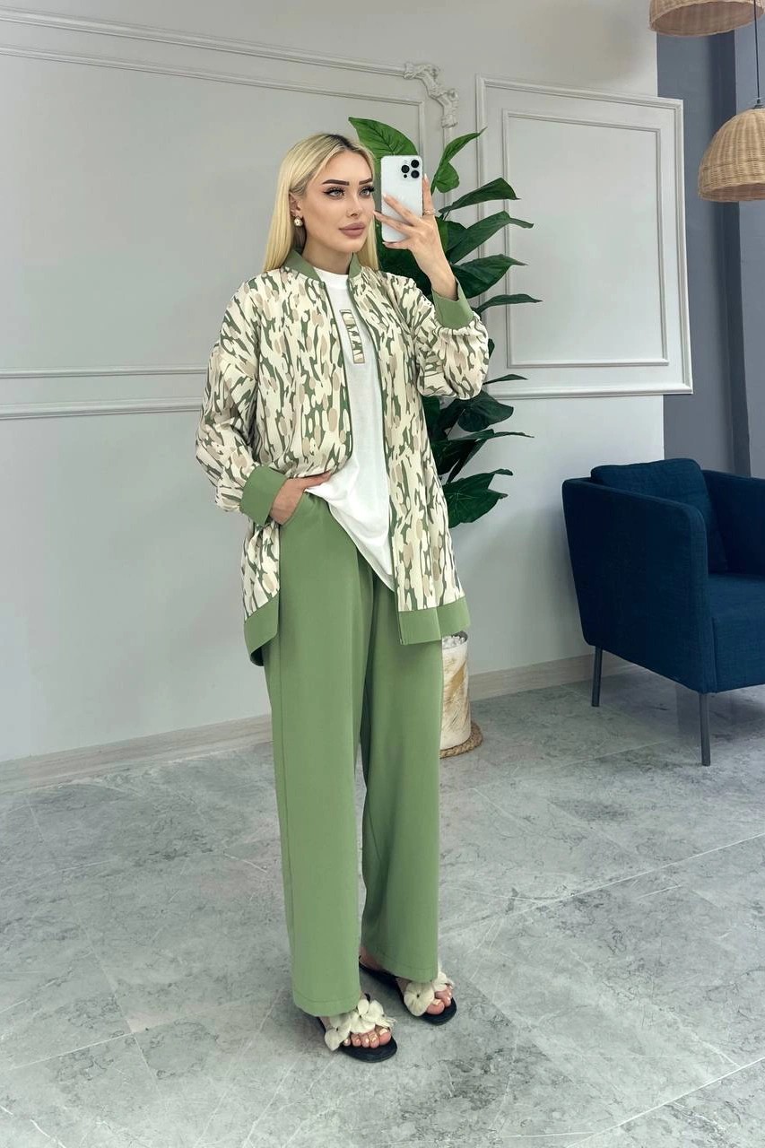 Wholesale Linda Fabric Patterned Zippered Three Piece Suit - 10689 Product Information - Khaki