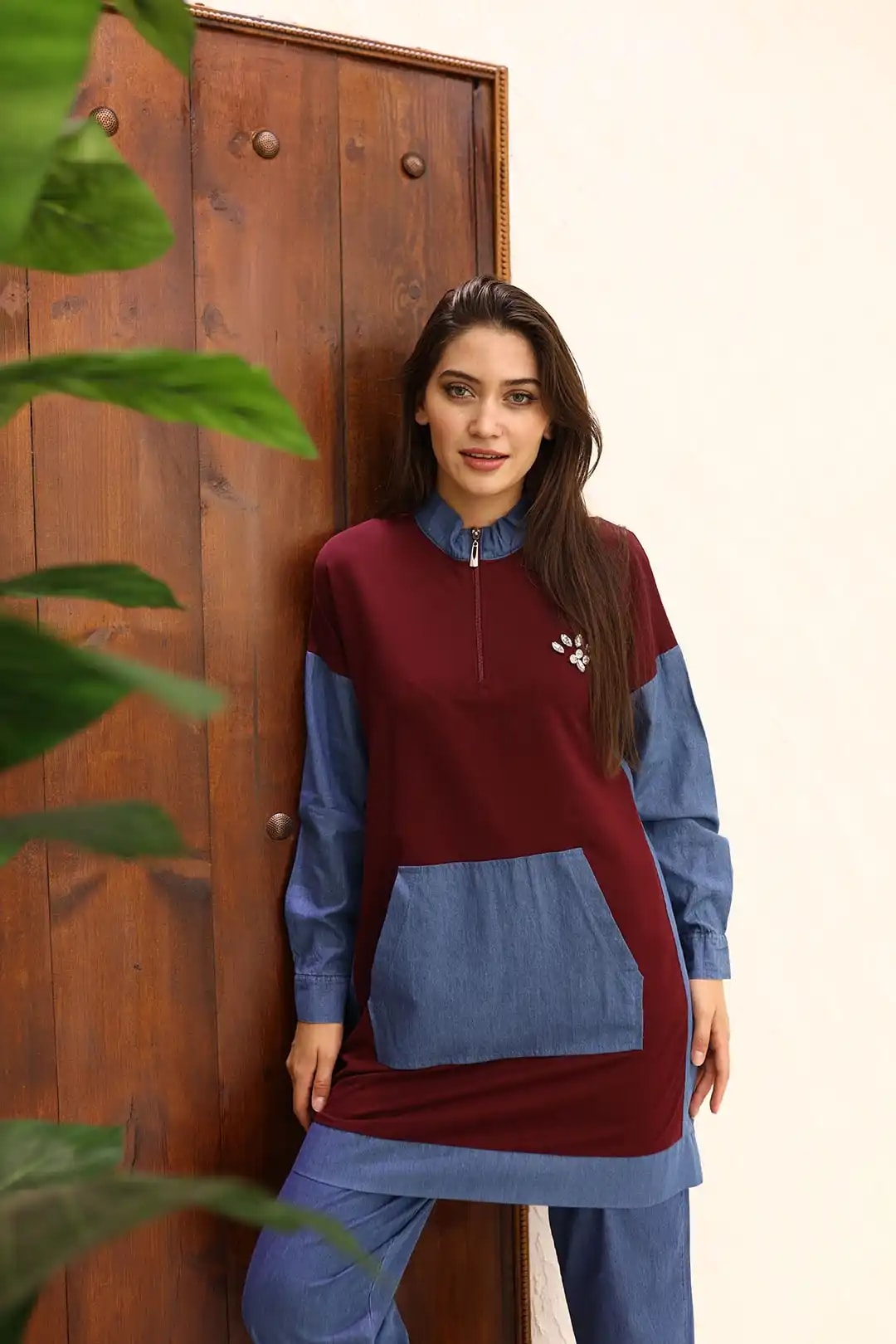 Wholesale Denim Two-Thread Fabric Stone Detailed Two-Piece Suit - Burgundy