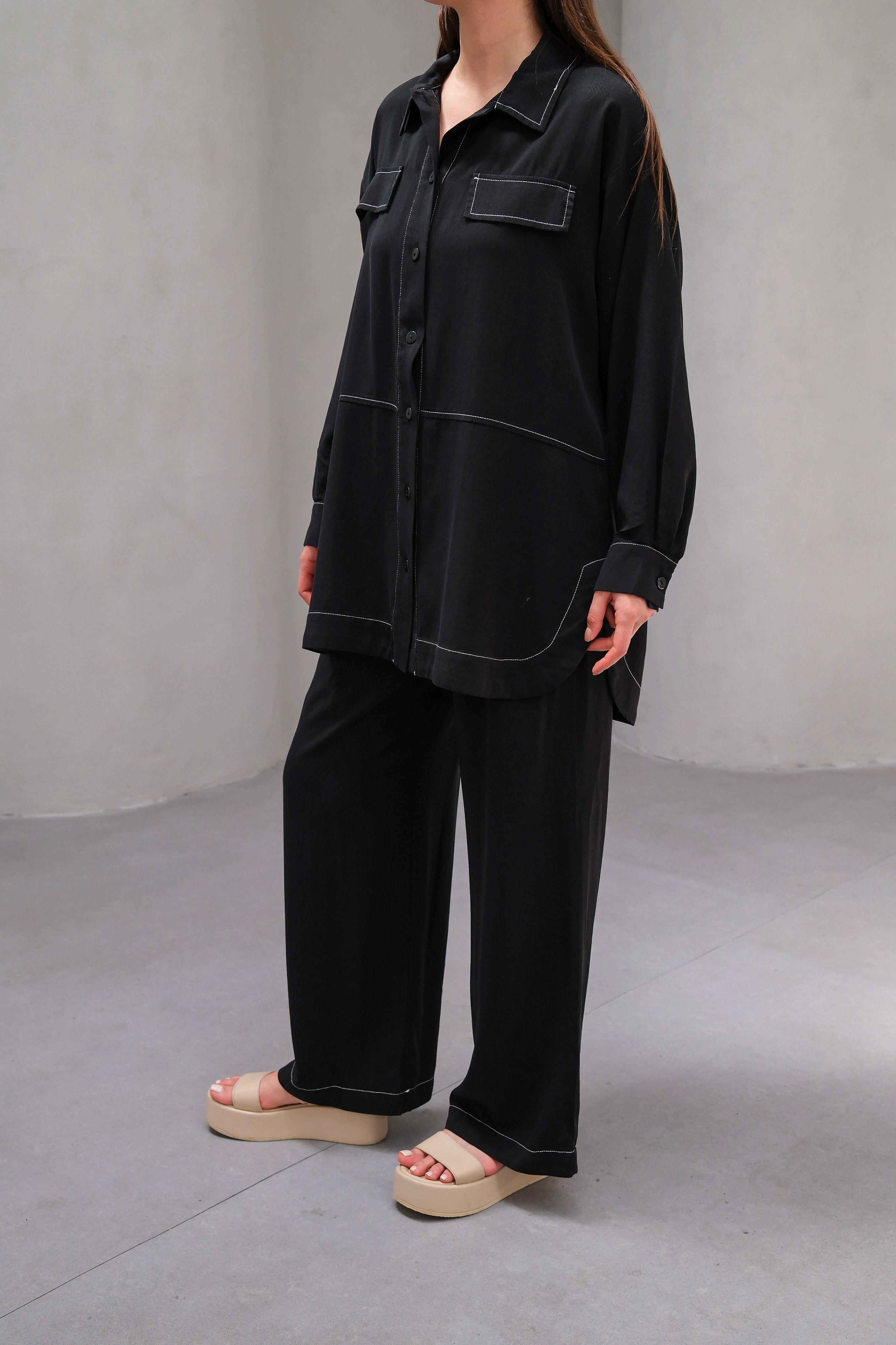 Wholesale Tencel Fabric Buttoned Flap Pocket Two Piece Suit - 10644 Product Information