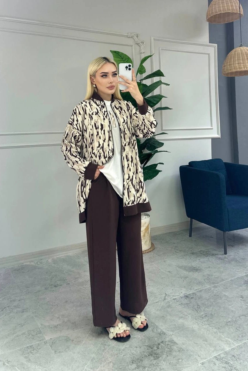 Wholesale Linda Fabric Patterned Zippered Three Piece Suit - 10689 Product Information - Brown