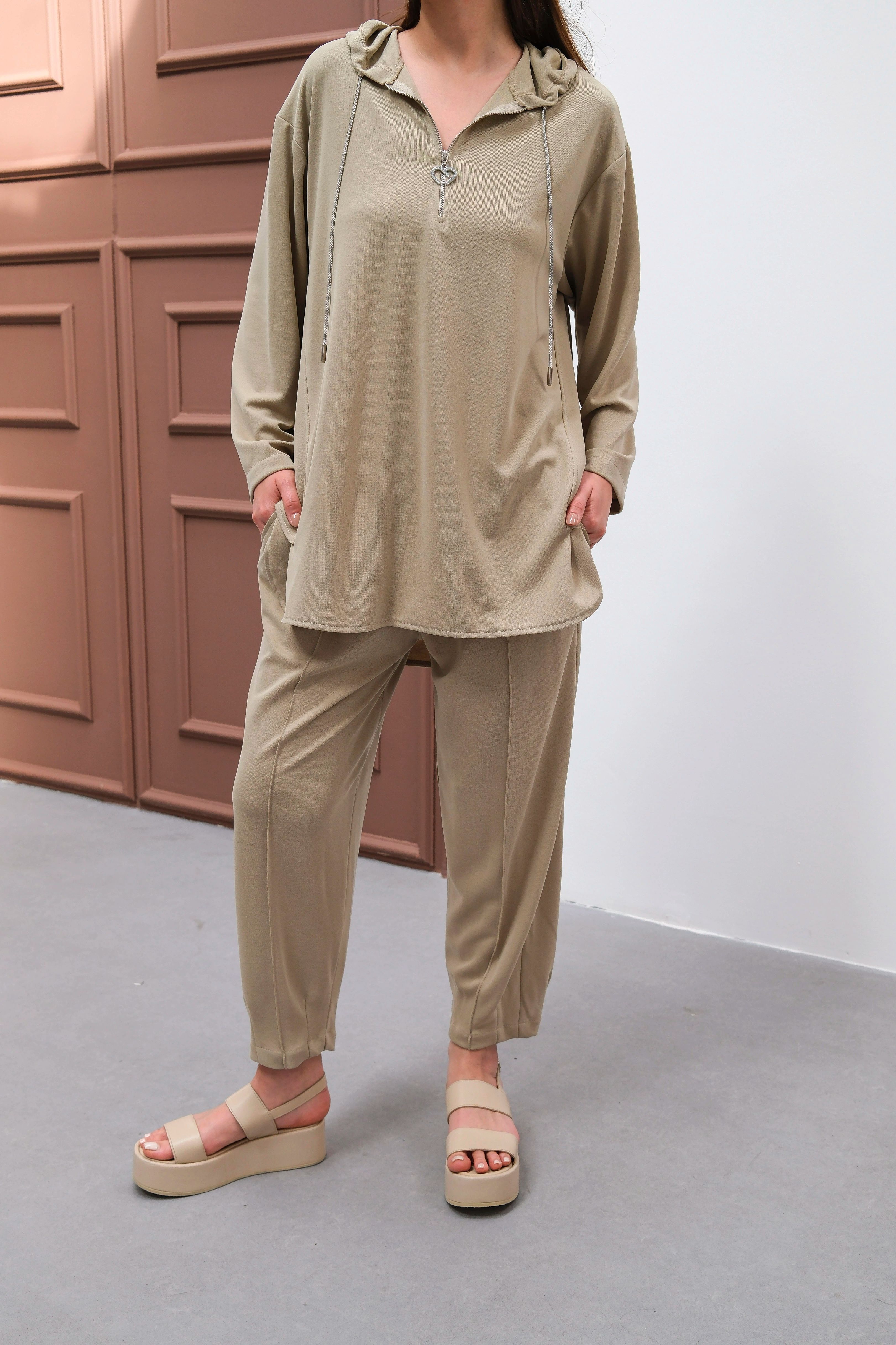 Wholesale Ecem Fabric Half Zipper Hooded Two Piece Suit - 10663 Product Information - Mink