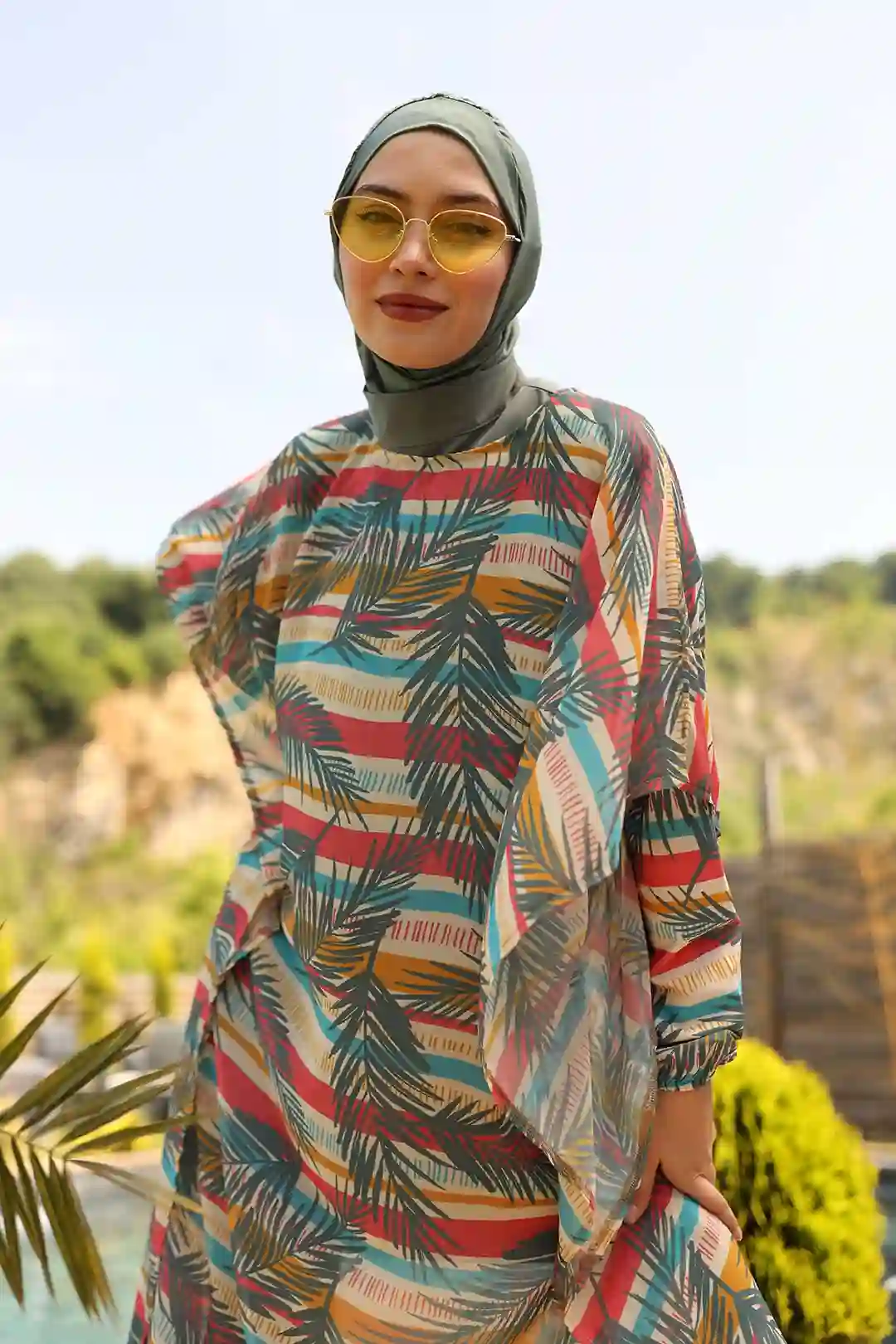 Toptan Polyester Elastan Kumaş Kolları Lastikli Yaprak Desenli Tesettür Mayo - MİNT YEŞİLİ