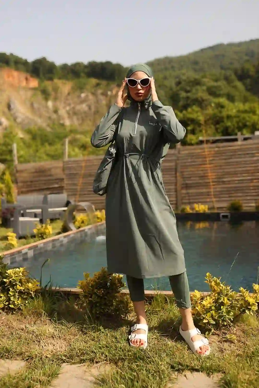 Yazı Detaylı Yarım Fermuarlı Polyester Elastan Tesettür Mayo 10370
