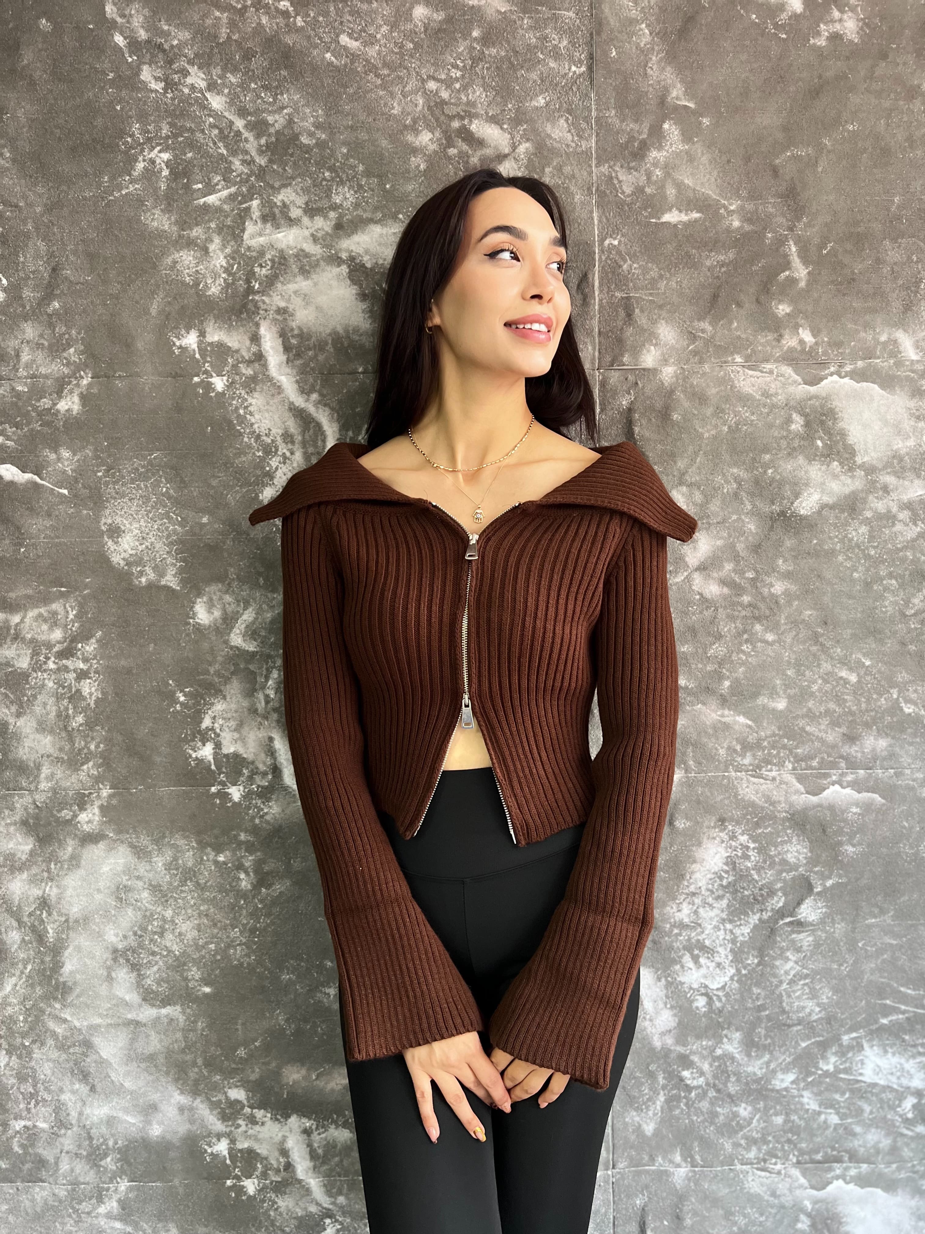 SUZİY FERMUARLI MADONNA YAKA TRİKO BLUZ 