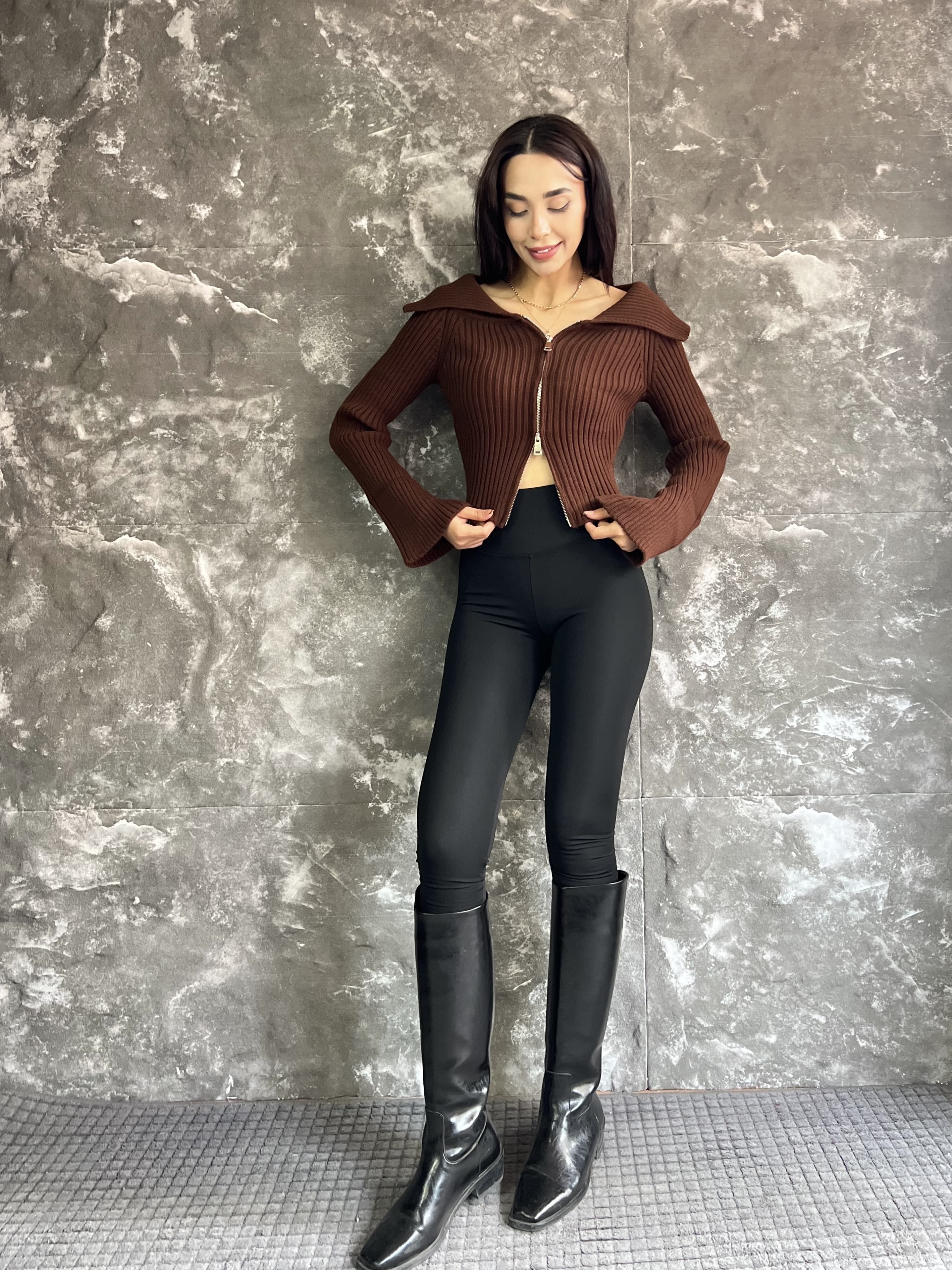 SUZİY FERMUARLI MADONNA YAKA TRİKO BLUZ 