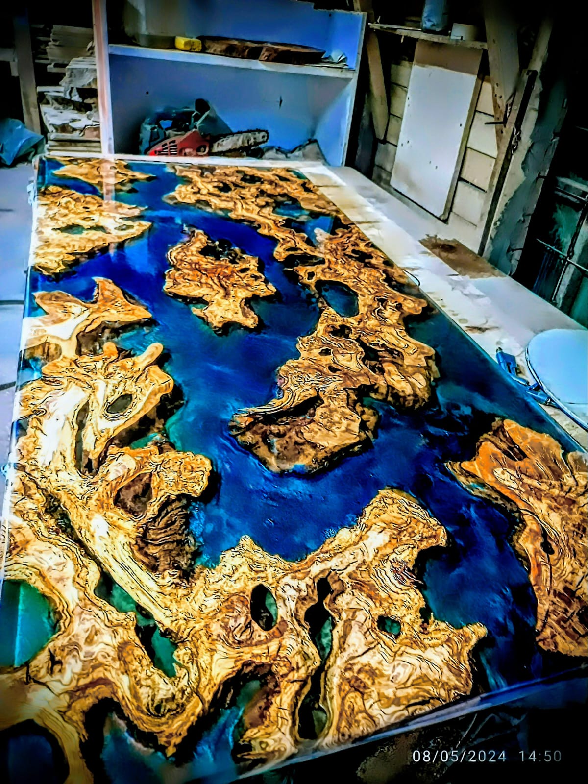 Ultra Şeffaf Epoksi Reçine – 15 kg (Hobi, Sanat, Tepsi, Magnet, Ahşap İçin)