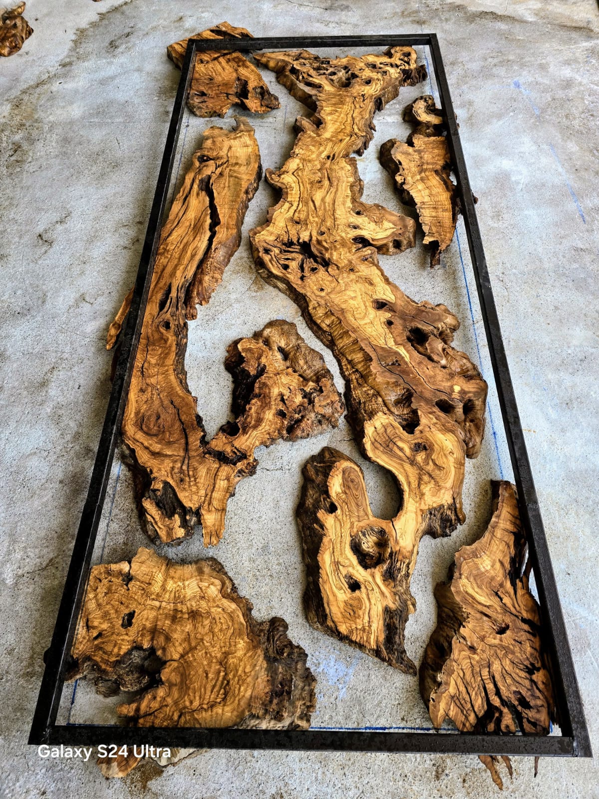 Ultra Şeffaf Epoksi Reçine – 15 kg (Hobi, Sanat, Tepsi, Magnet, Ahşap İçin)