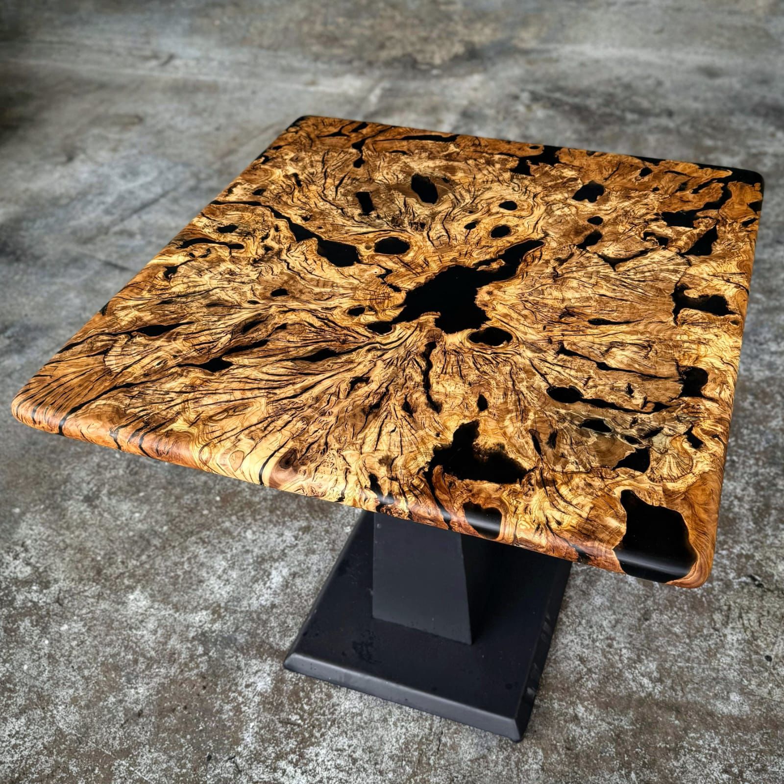 Ultra Şeffaf Epoksi Reçine – 15 kg (Hobi, Sanat, Tepsi, Magnet, Ahşap İçin)