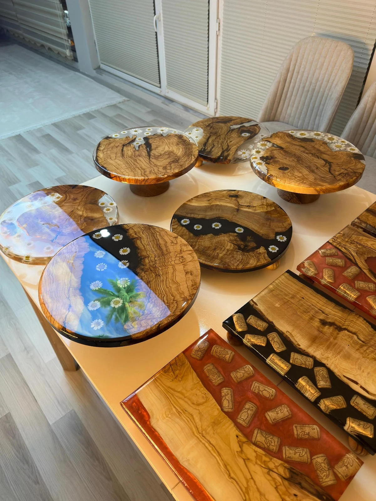 Ultra Şeffaf Epoksi Reçine – 3 kg (Hobi, Sanat, Tepsi, Magnet, Ahşap İçin)