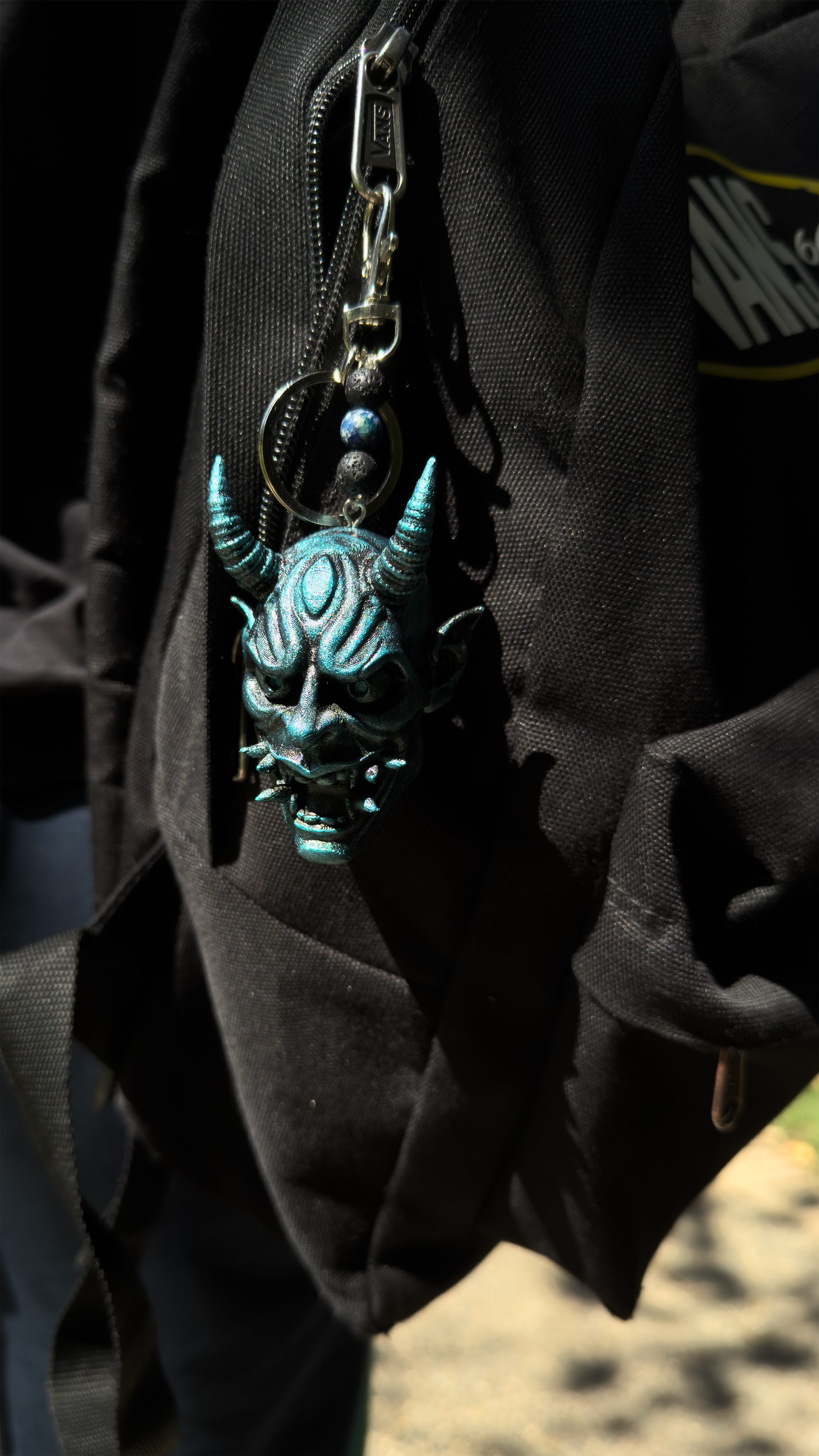 Oni Azurit Charm 
