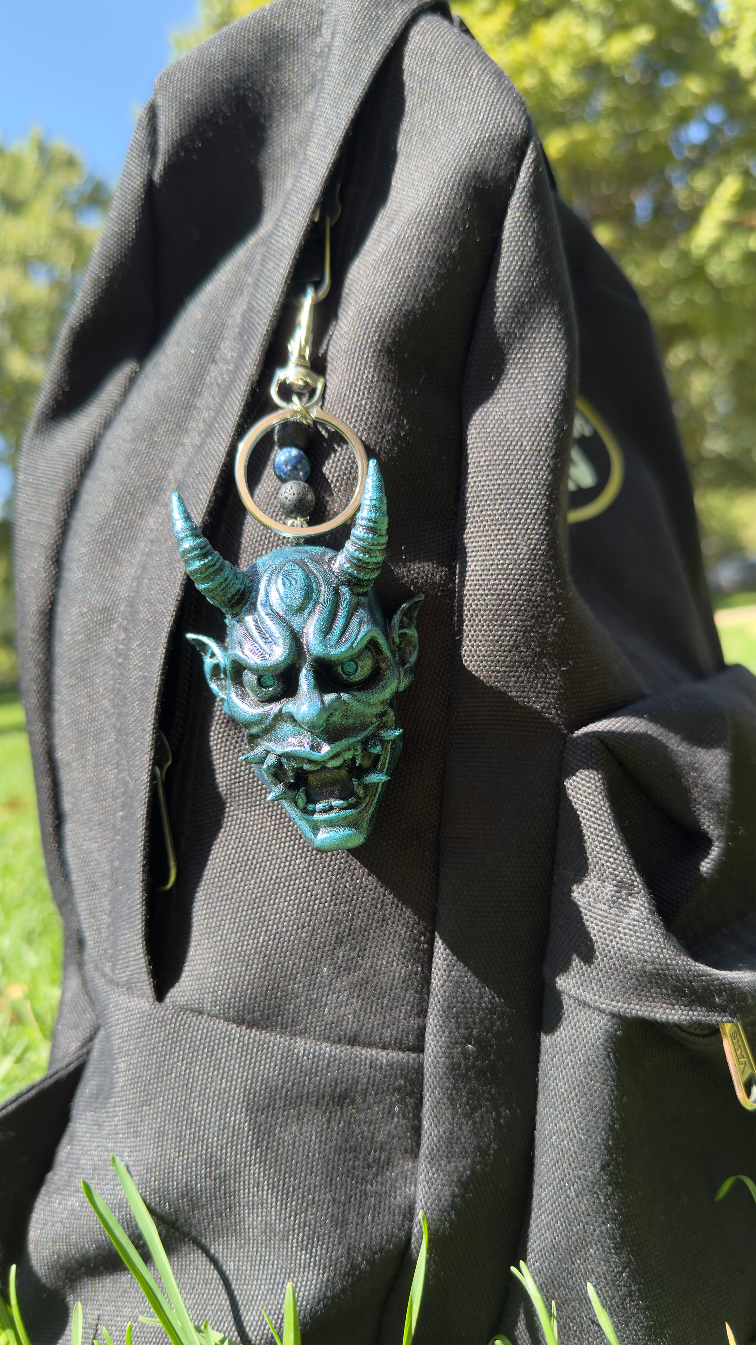 Oni Azurit Charm 
