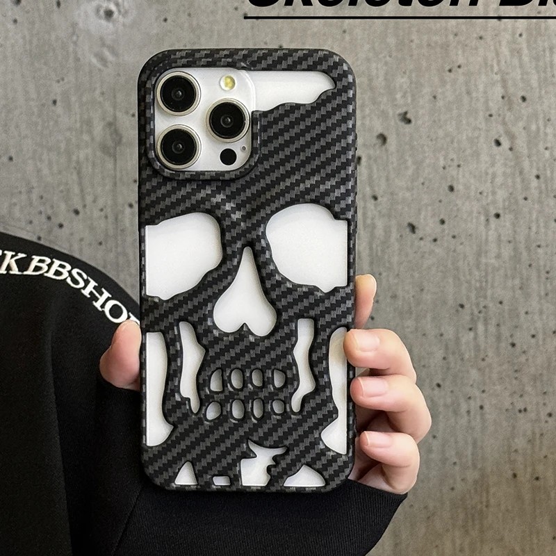 iPhone Premium Carbon Skull Kılıf