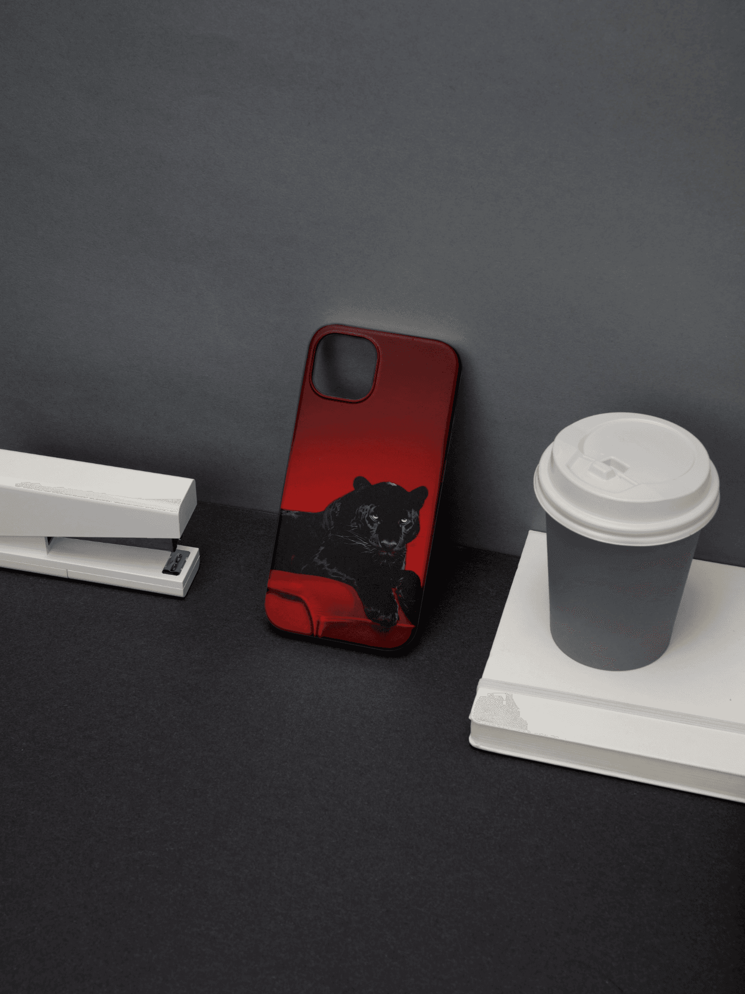 Black Panther Red Lounge Case