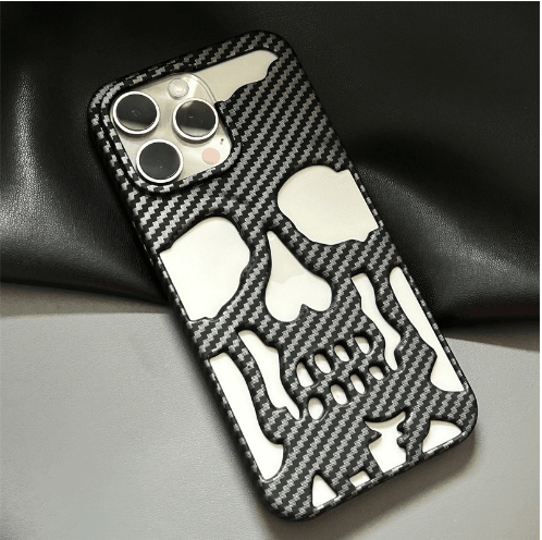 iPhone Premium Carbon Skull Kılıf