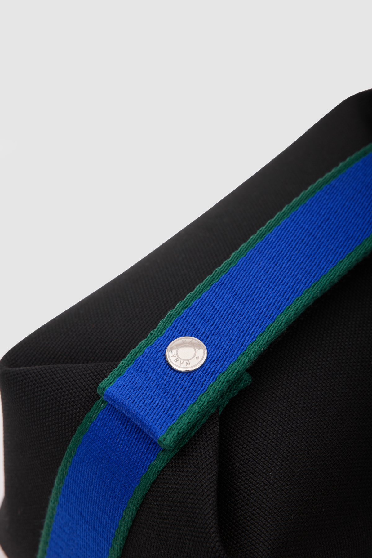 POUCH BAG