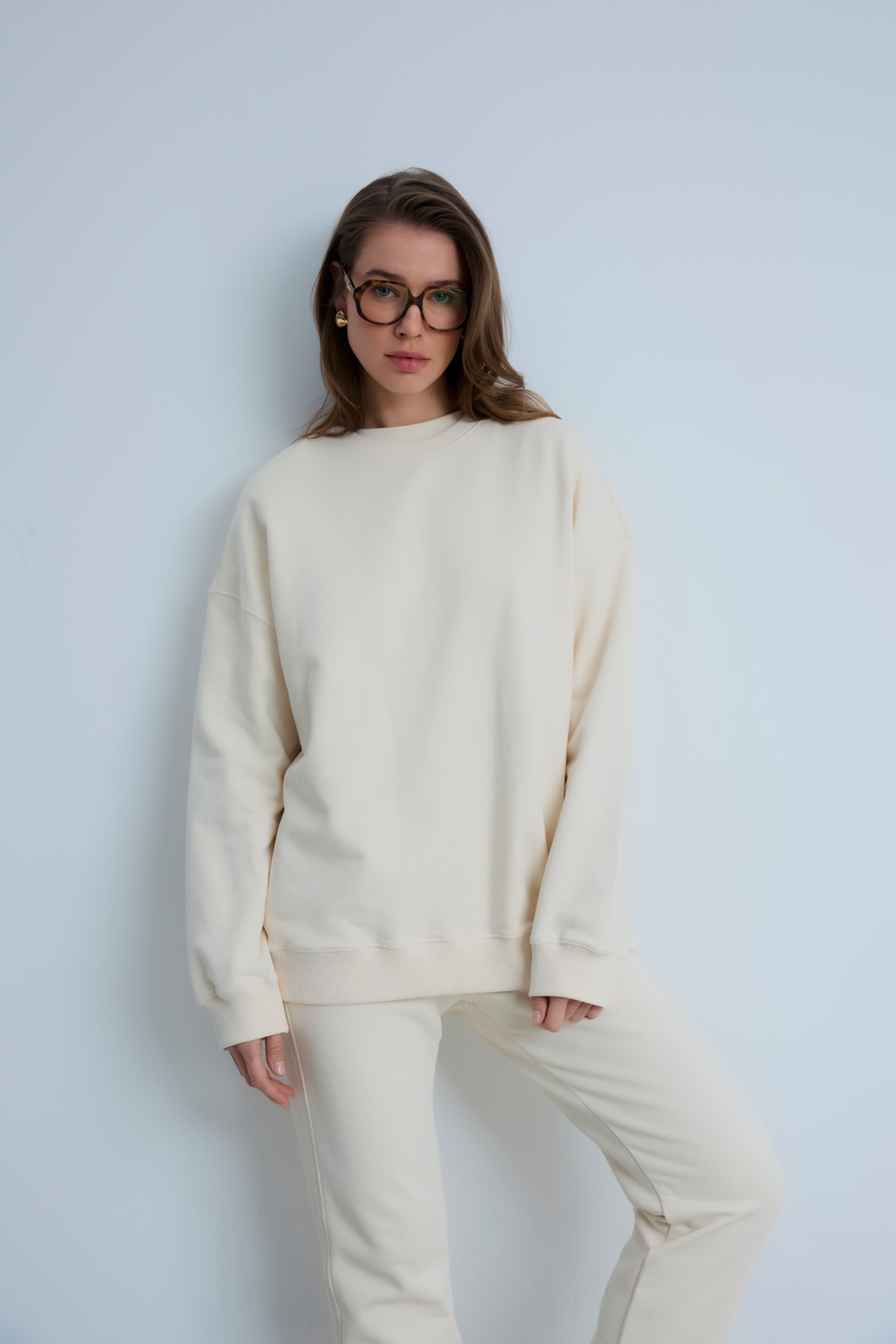 BILLIE BASIC SWEAT - EGGNOG