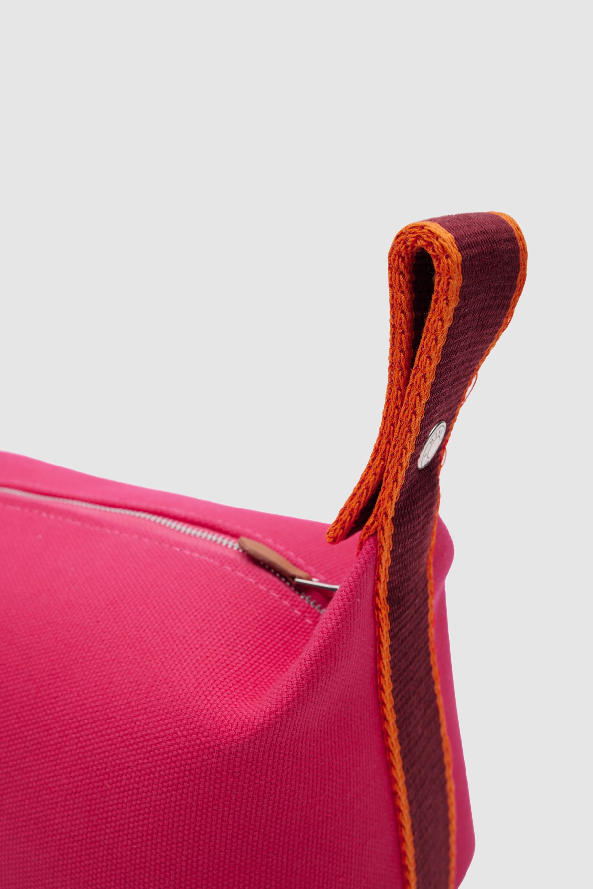 POUCH BAG