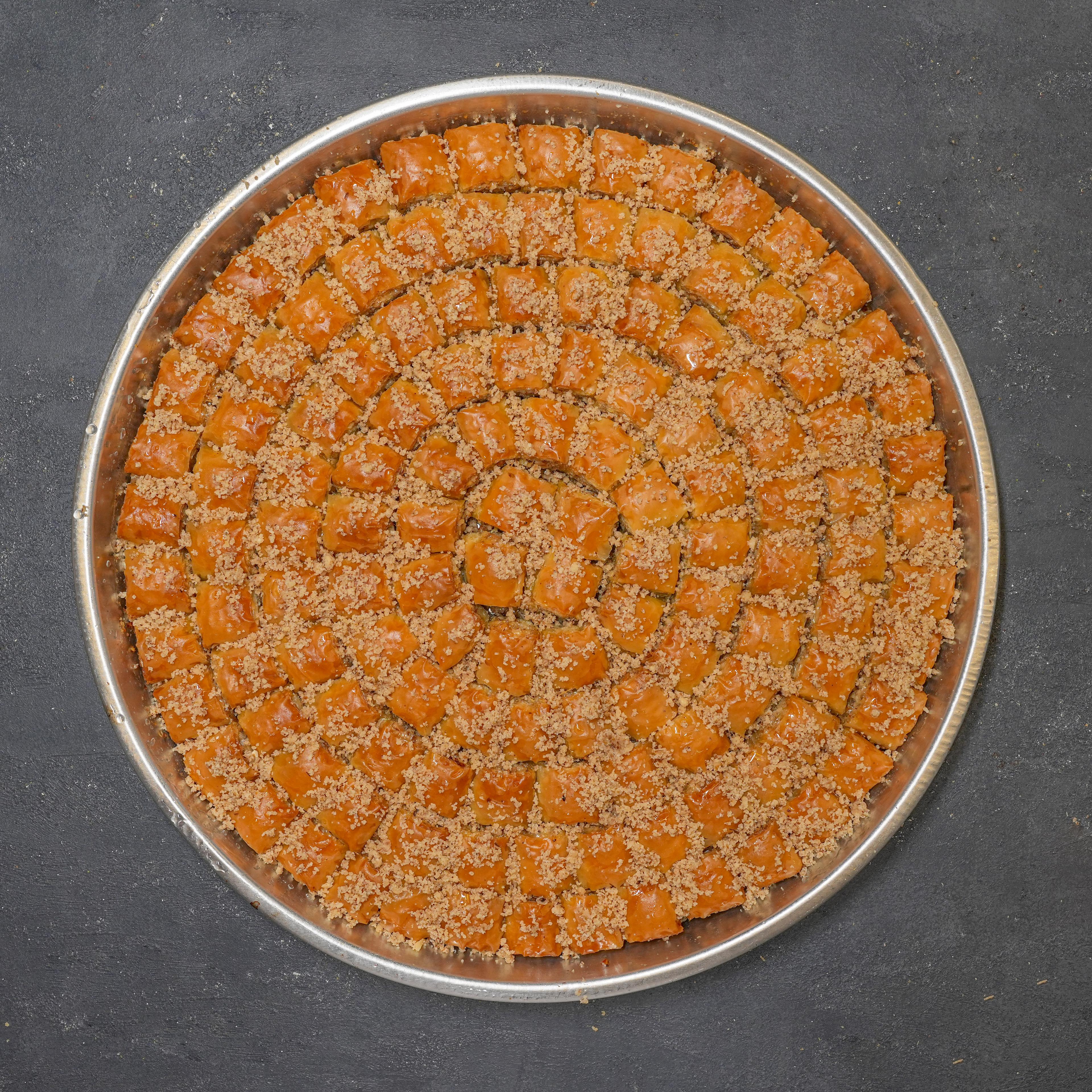 34 Cm Tepside Cevizli Adana Baklavası 1660 Gr