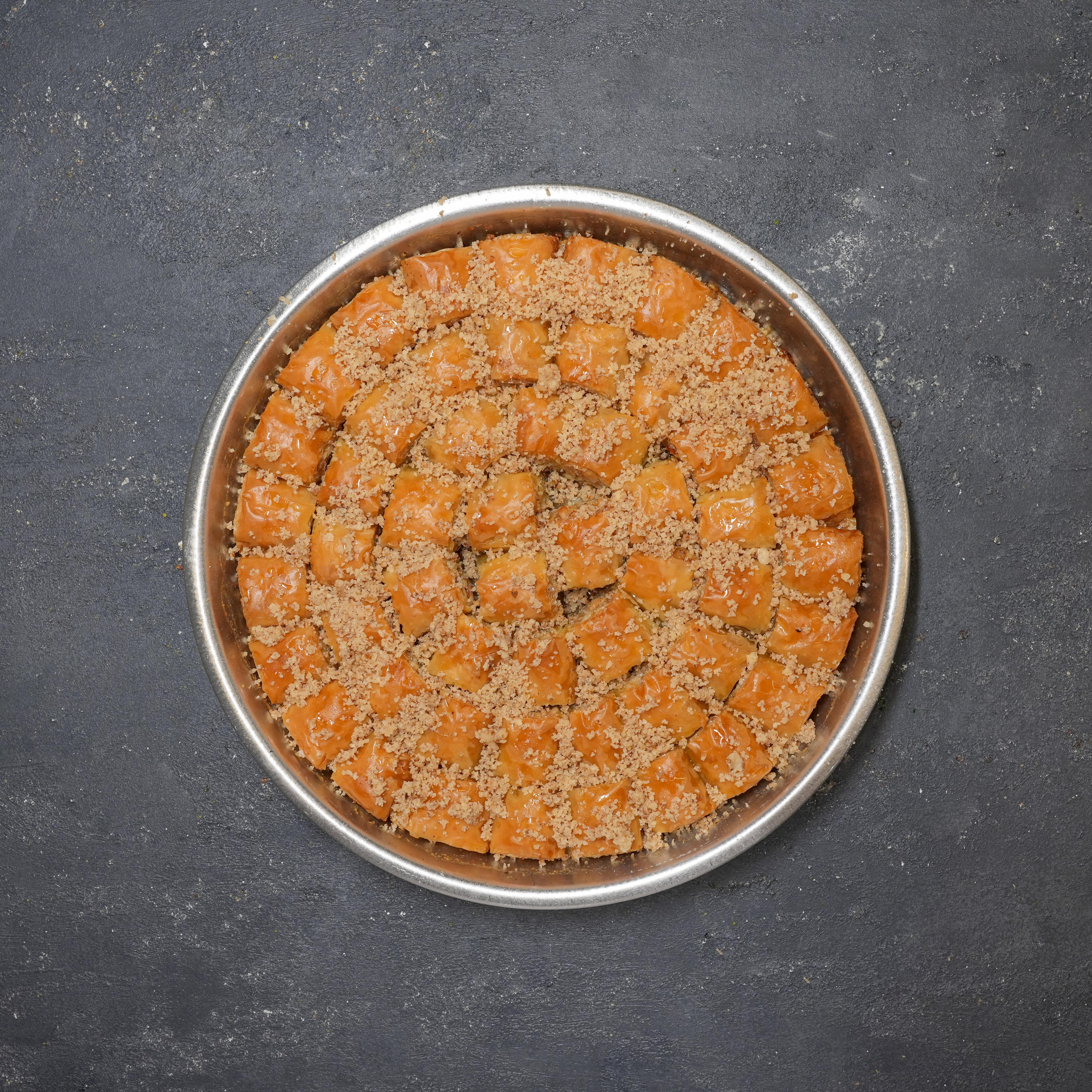 22 Cm Tepside Cevizli Adana Baklavası 730 Gr