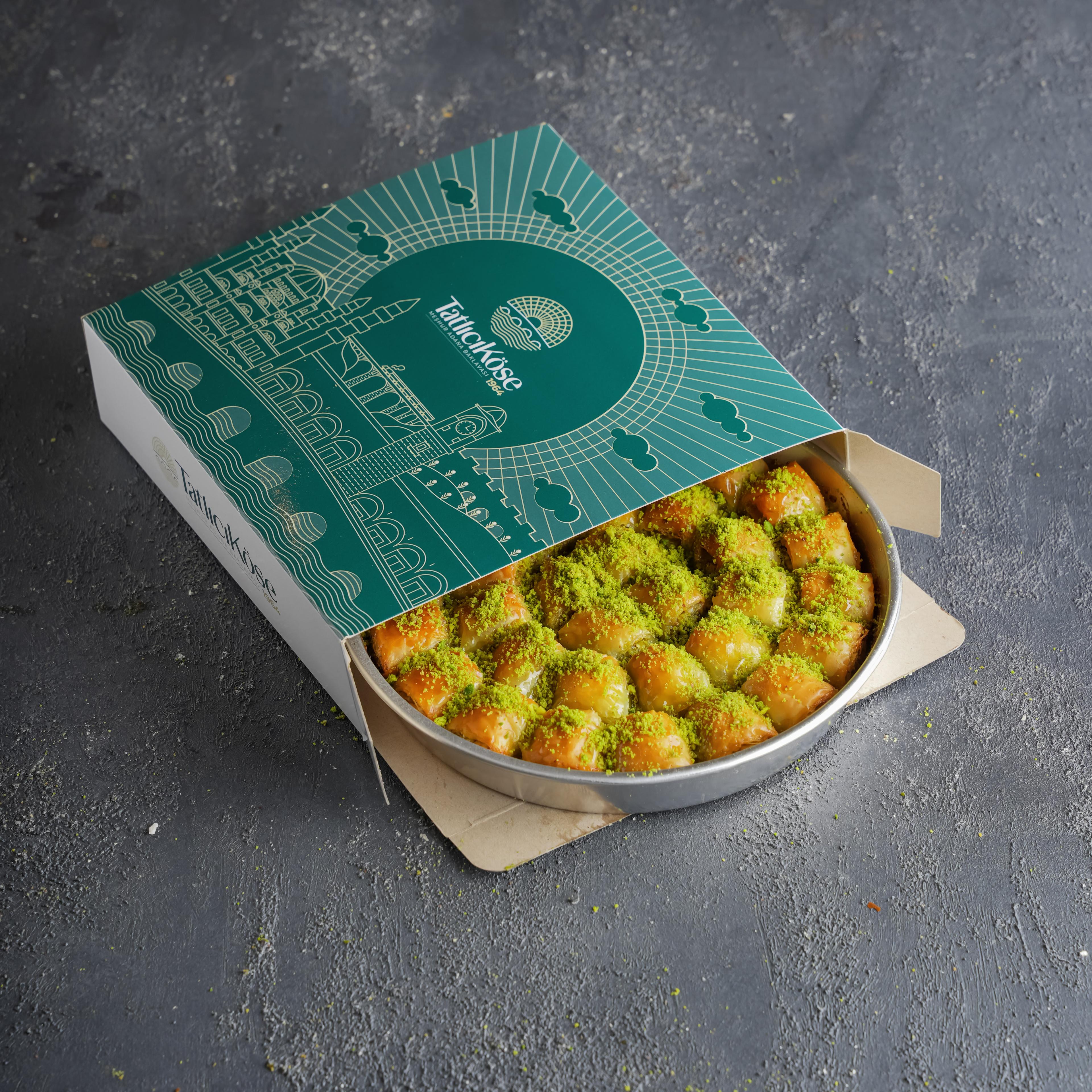 17 Cm Tepside Fıstıklı Adana Baklavası 500 Gr