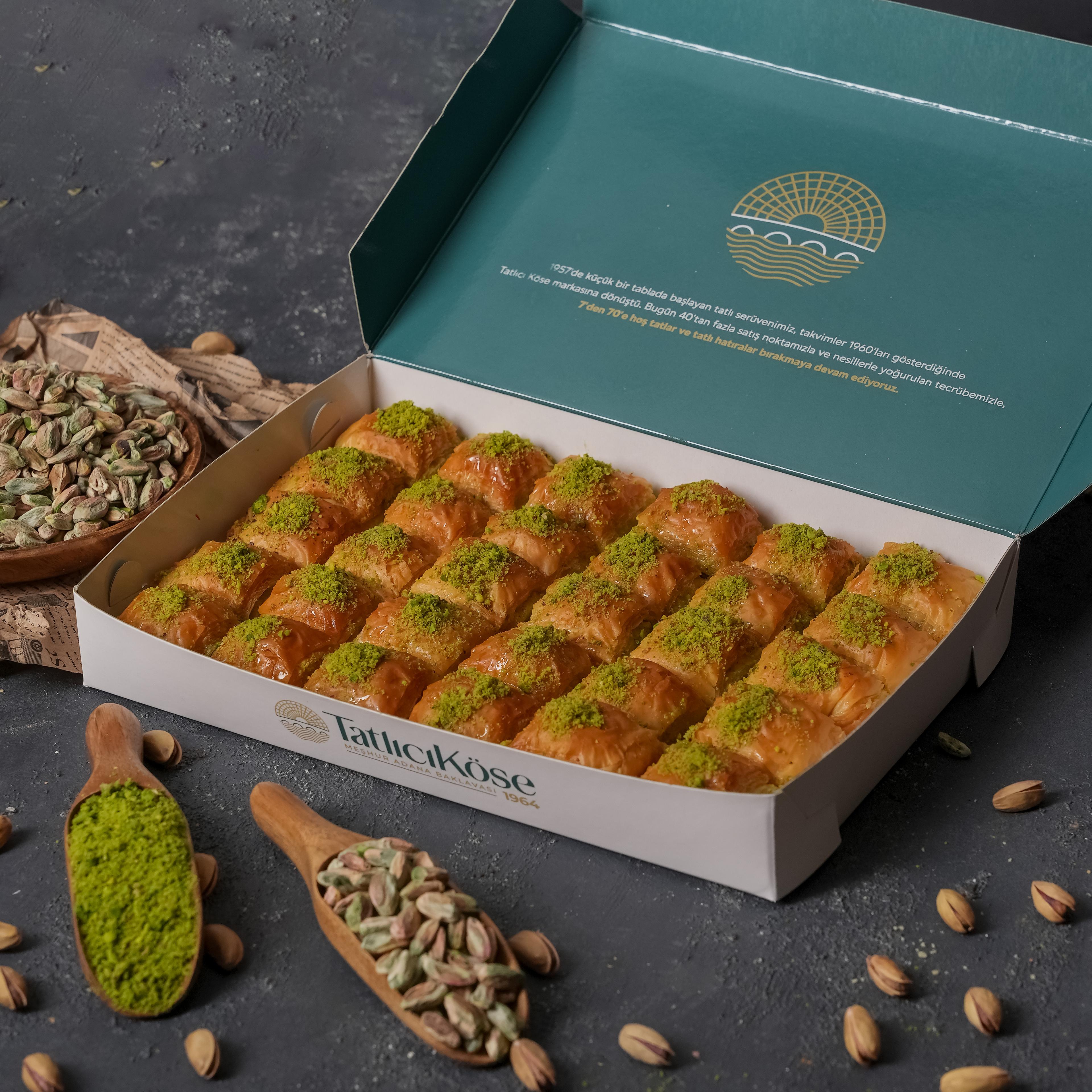 FISTIKLI KLASİK BAKLAVA