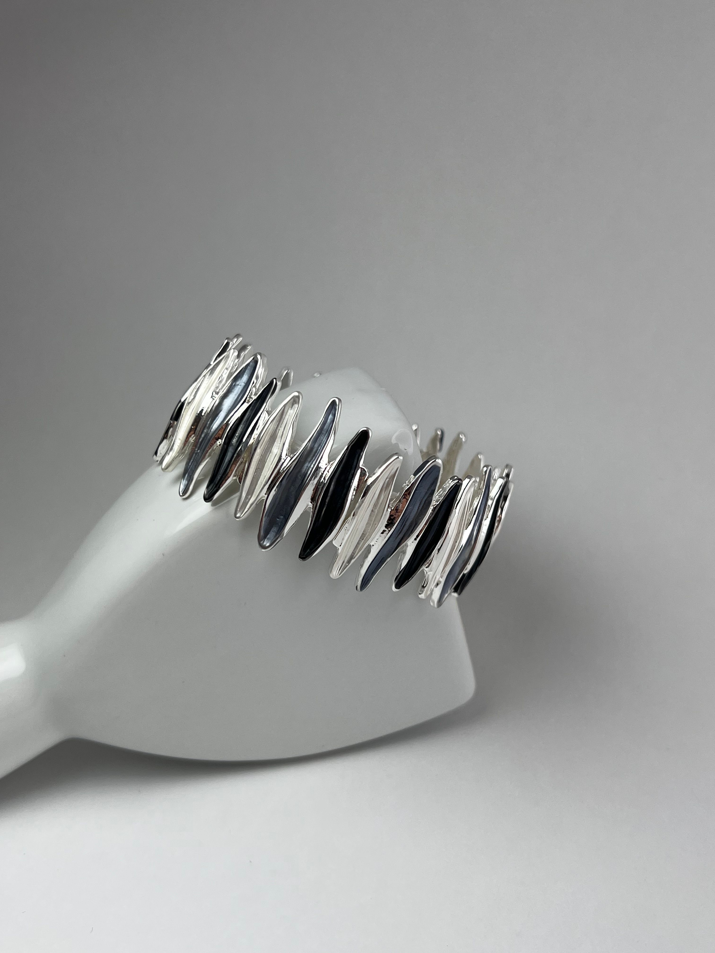 Ayarlanabilir Asimetrik Silver Bileklik BR0023