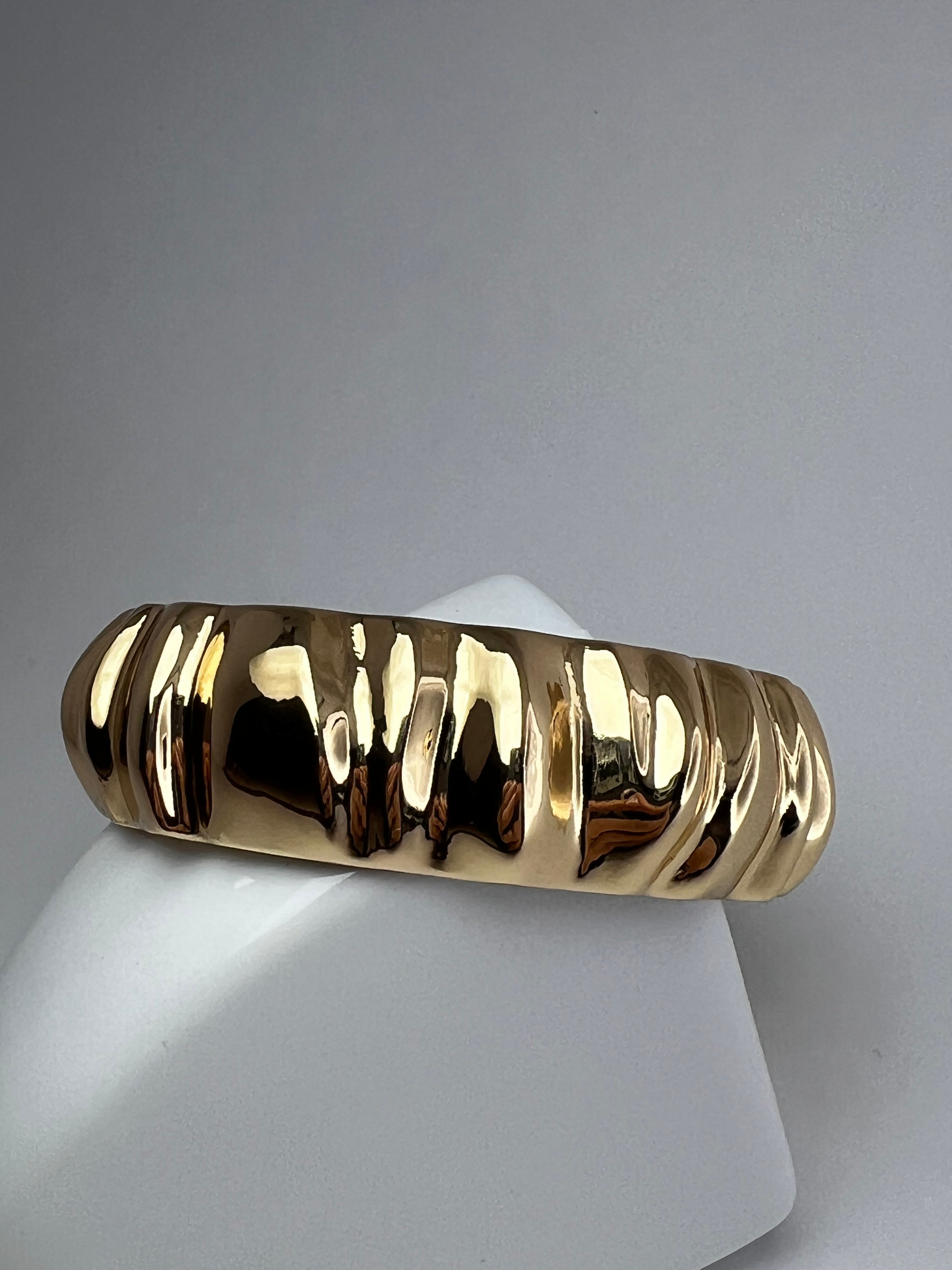 Gold Asimetrik Kelepçe BR0027