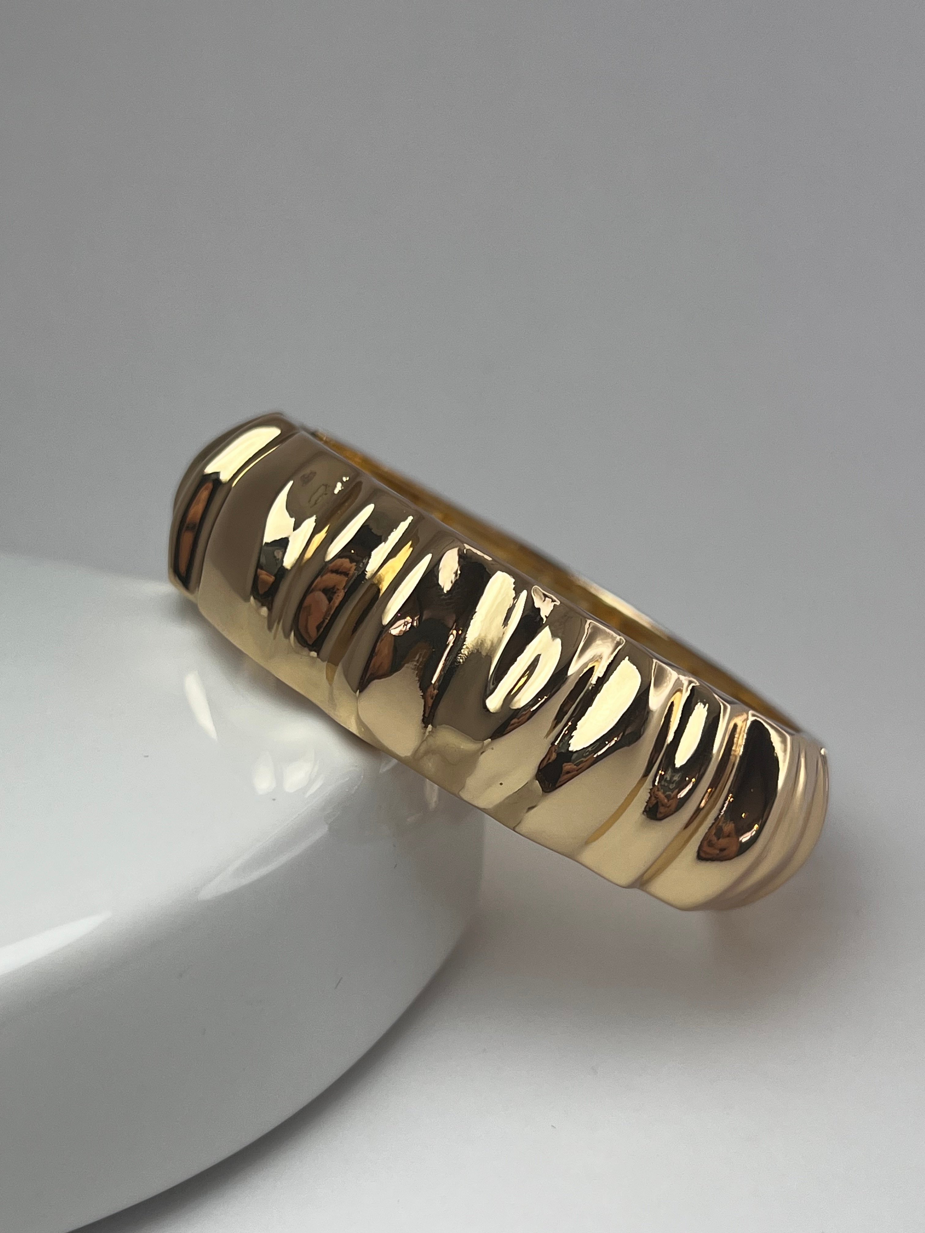 Gold Asimetrik Kelepçe BR0027