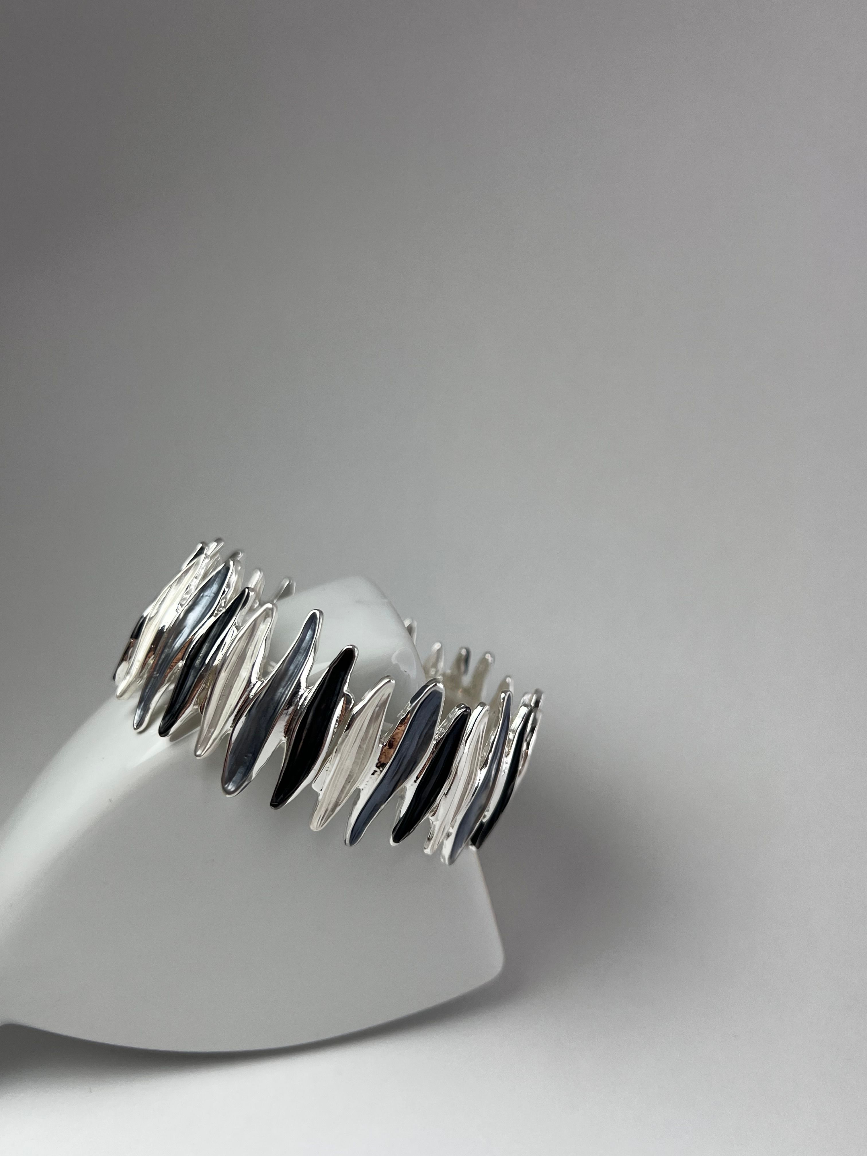 Ayarlanabilir Asimetrik Silver Bileklik BR0023