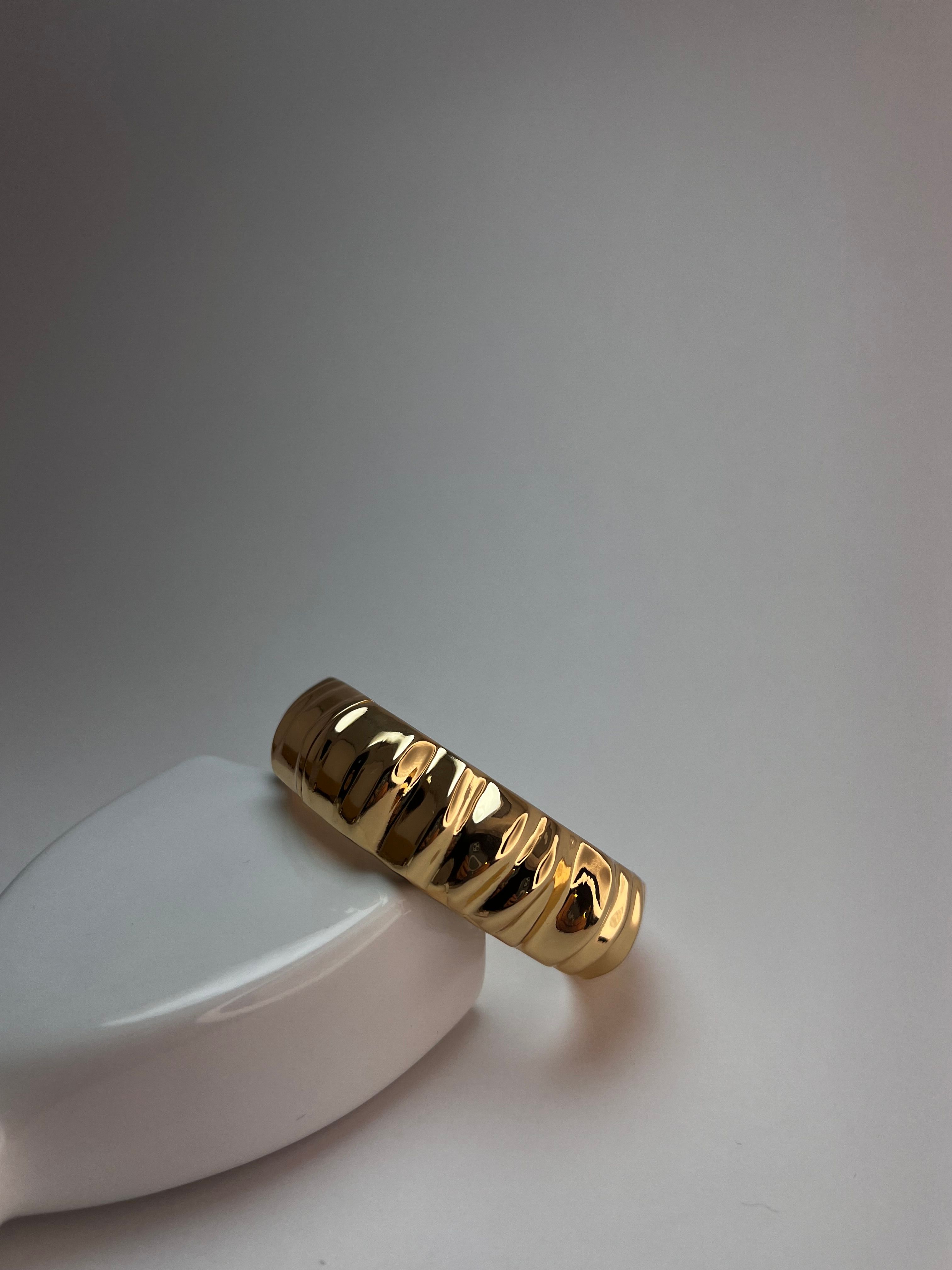 Gold Asimetrik Kelepçe BR0027