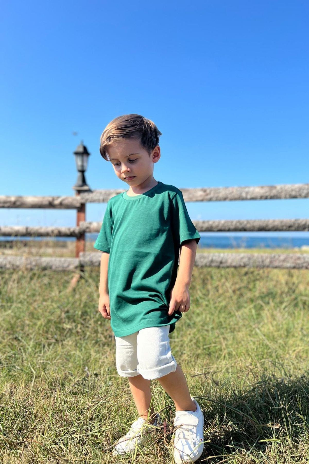 Çocuk Bej Bisiklet Yaka Basic Düz T-shirt %100 Pamuk - benetton yeşili