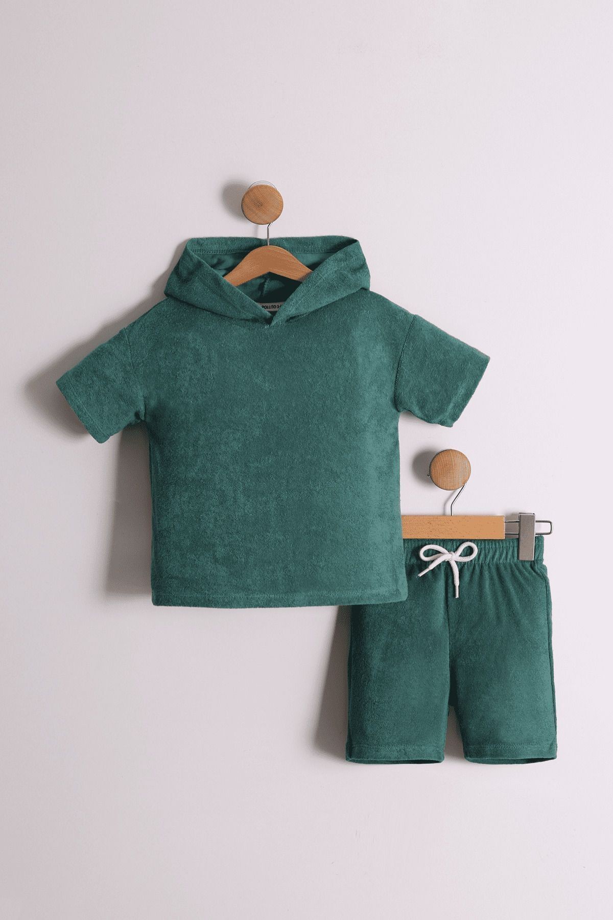 Erkek Çocuk Kapüşonlu Havlu Kumaş Benetton Yeşili Tişört - Şortlu 2'li Takım