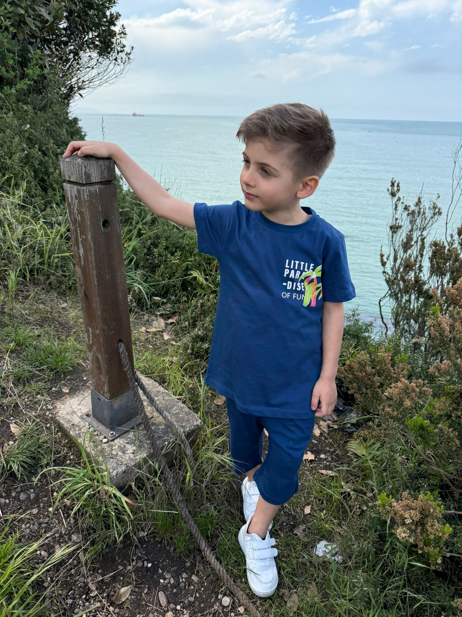 Erkek Çocuk Little Paradise Ön Ve Arka Baskılı Kiremit Tişört - Şort 2'li Takım