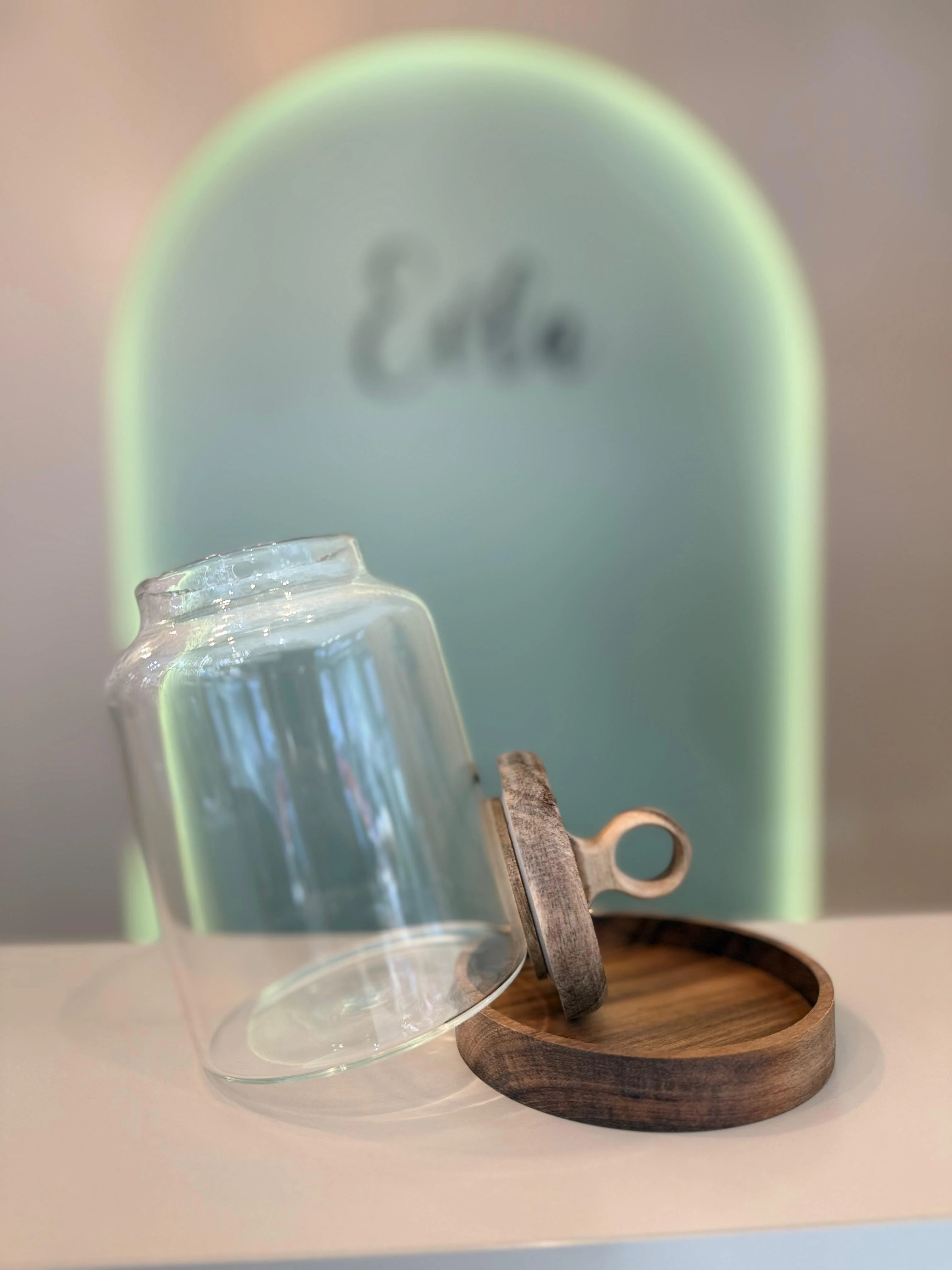 LILY AKASYA KAPAK VE ALTLIKLI 1100ML KAVANOZ