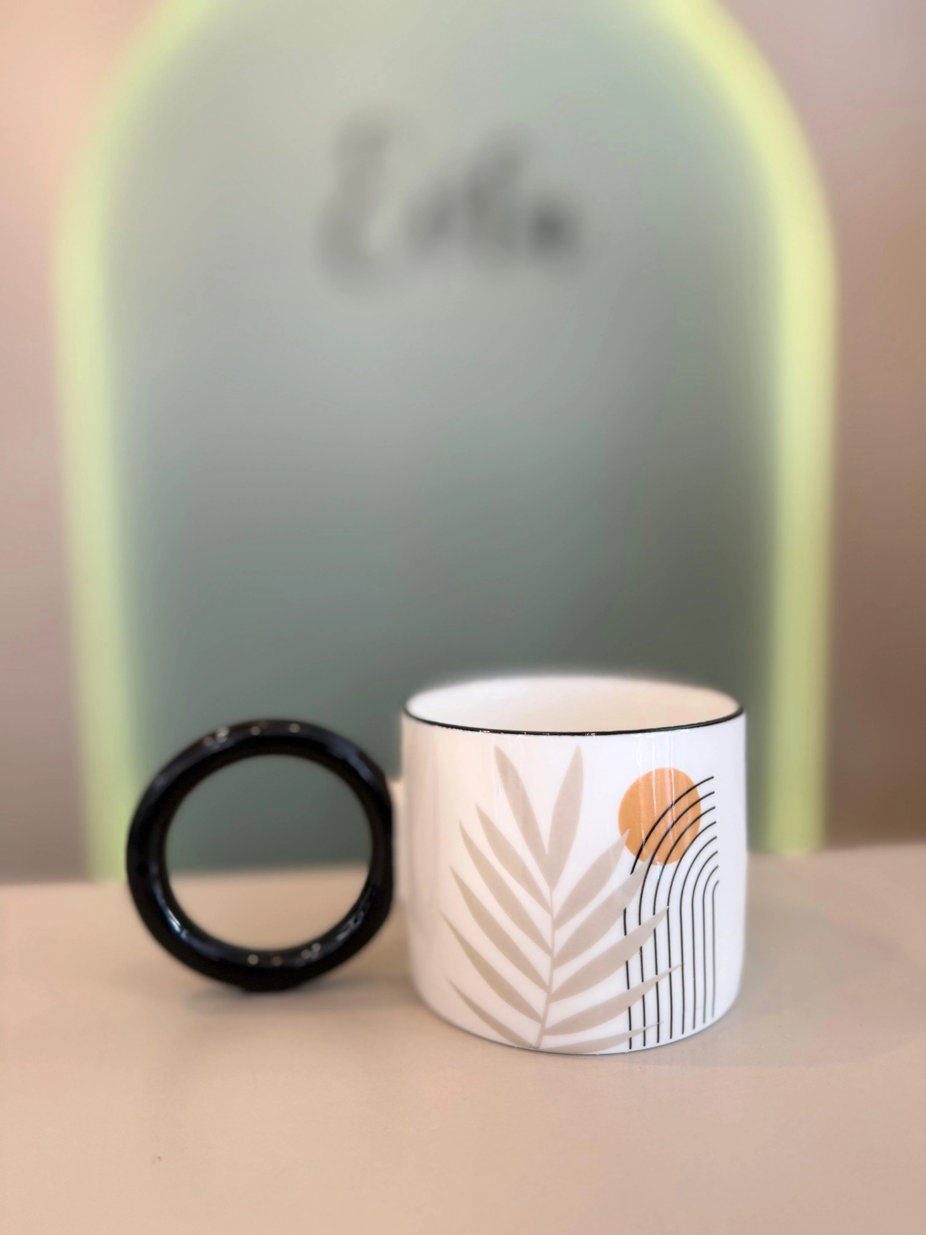 HALKA KUPLU PORSELEN KUPA