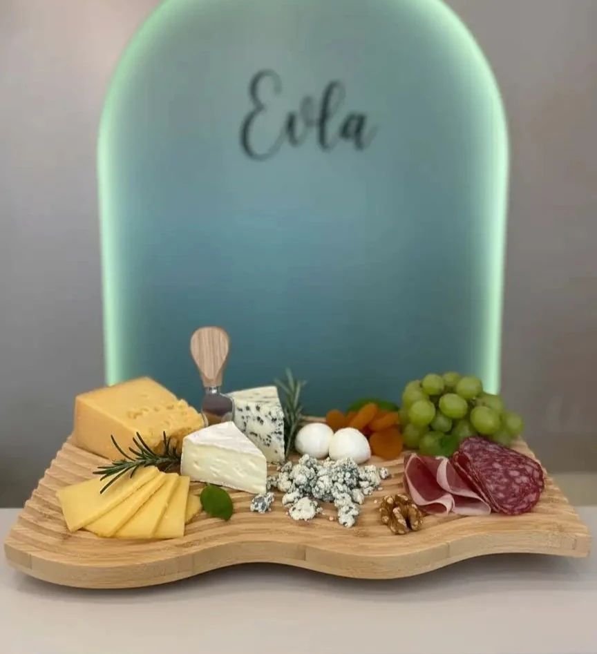 BAMBU SUNUMLUK VE KESİM TAHTASI