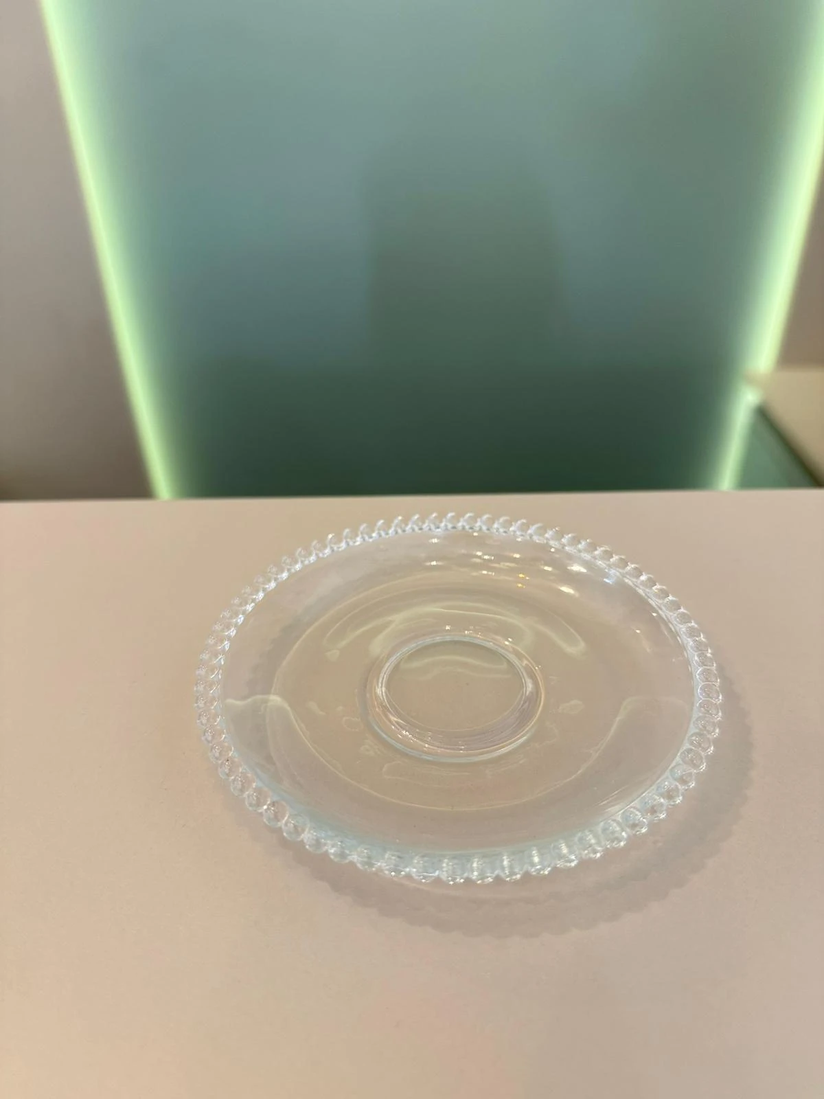 6 LI CAM BONCUK KENARLI ÇAY TABAĞI