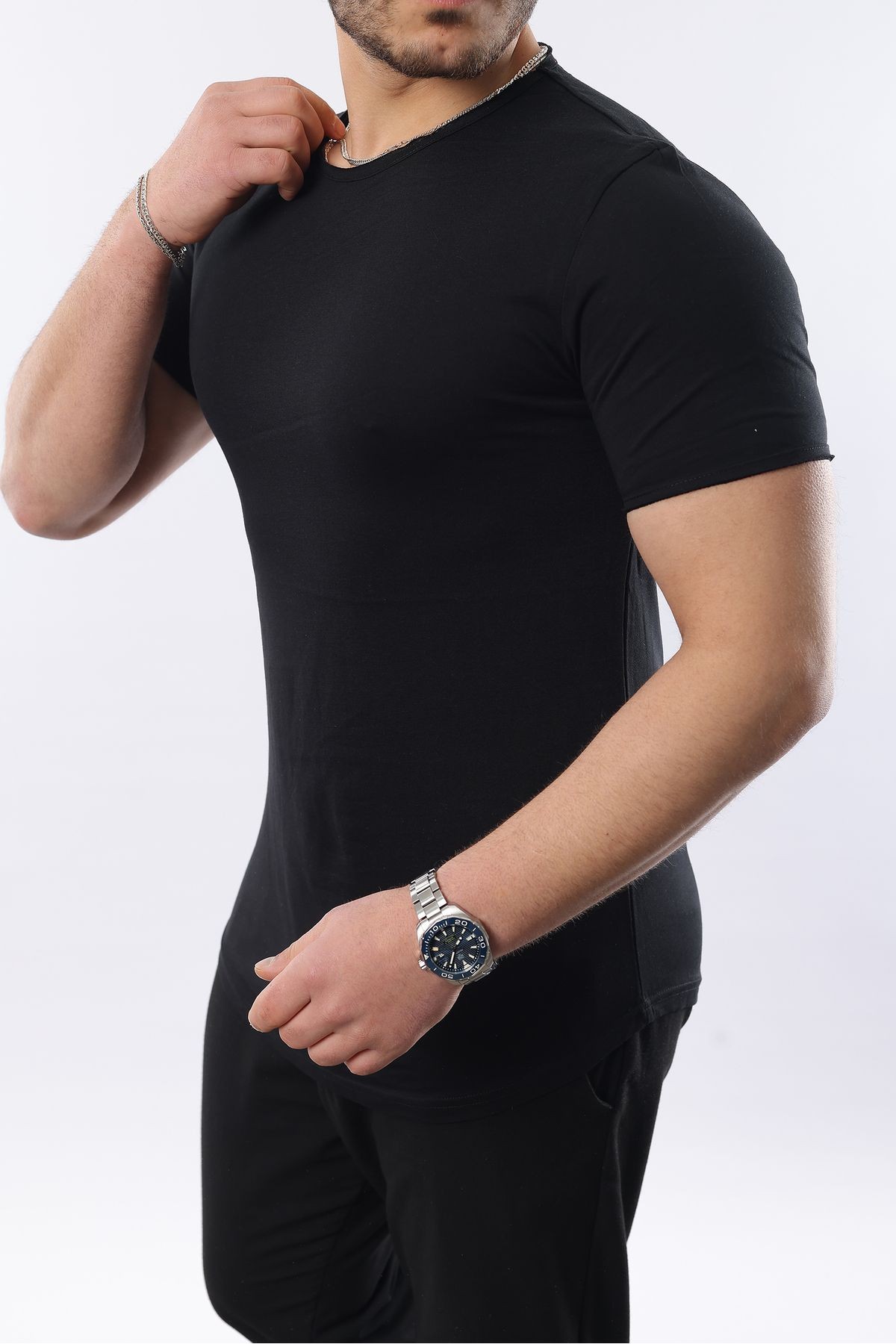 Erkek slim kalıp altı oval t-shirt