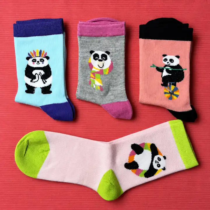 4'lü Set - Neşeli Panda Desenli Dikişsiz Çocuk Çorabı | Soft Yıkama Eğlenceli ve Yumuşak Dokulu Çorap – görsel 2