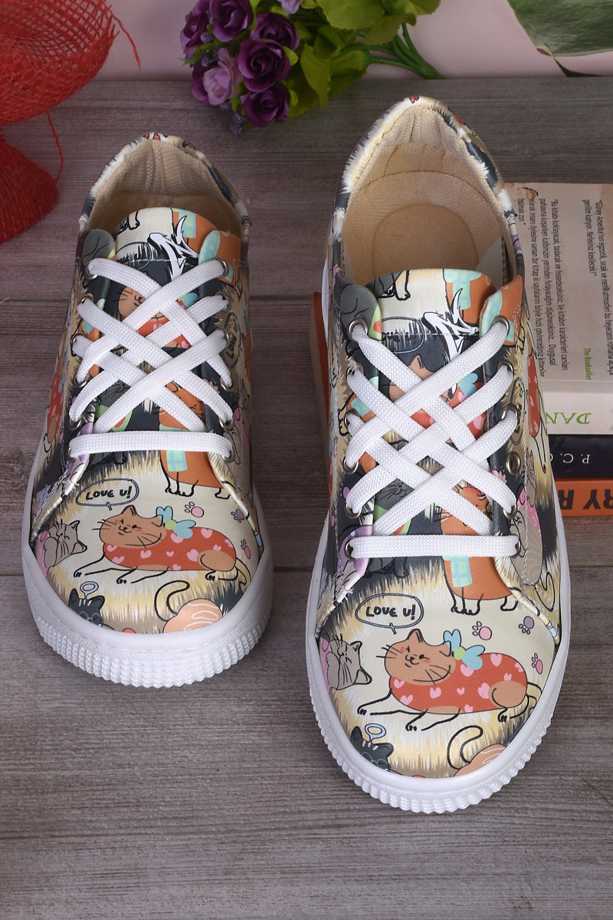 8008 Tatlı Kediler Desenli Sneakers