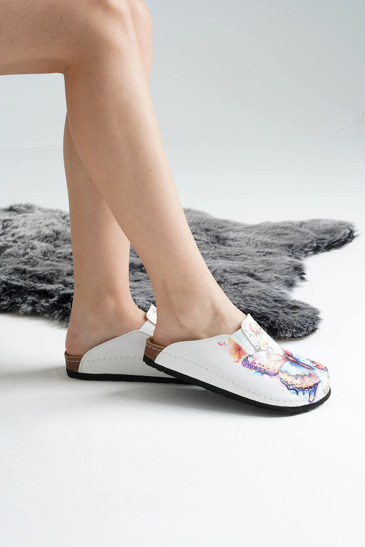 6355 Renkli Kelebek Baskılı Sek Sabo Terlik