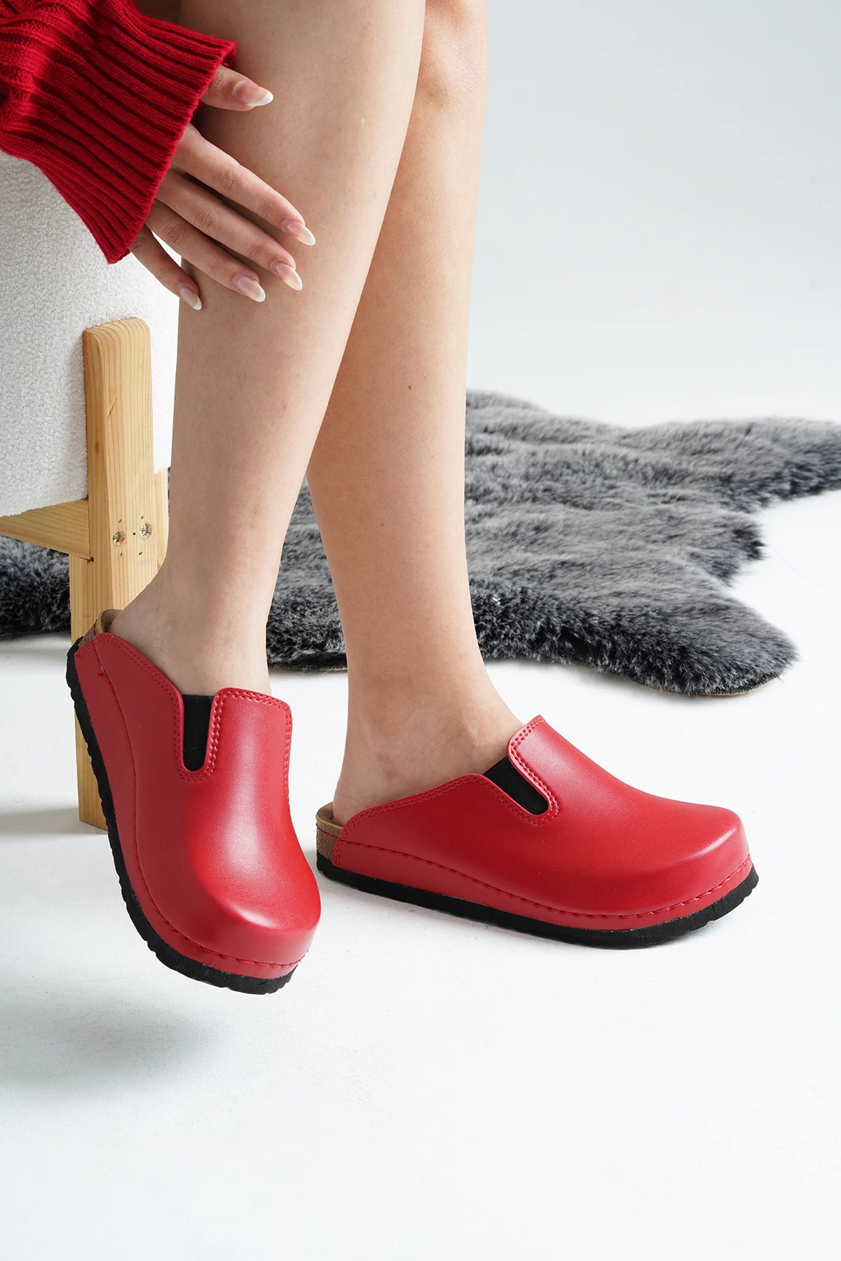 6359 Kırmızı Renkli Sek Sabo Terlik