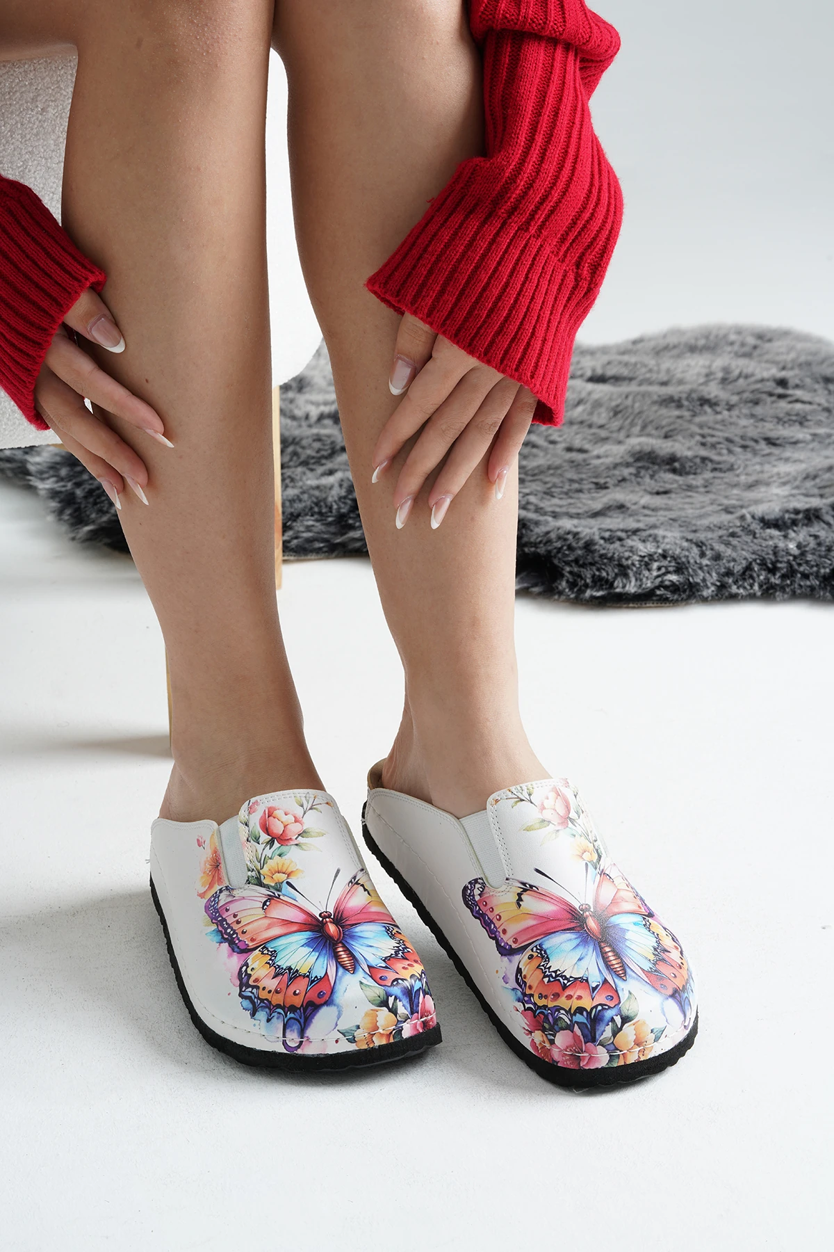 6355 Renkli Kelebek Baskılı Sek Sabo Terlik