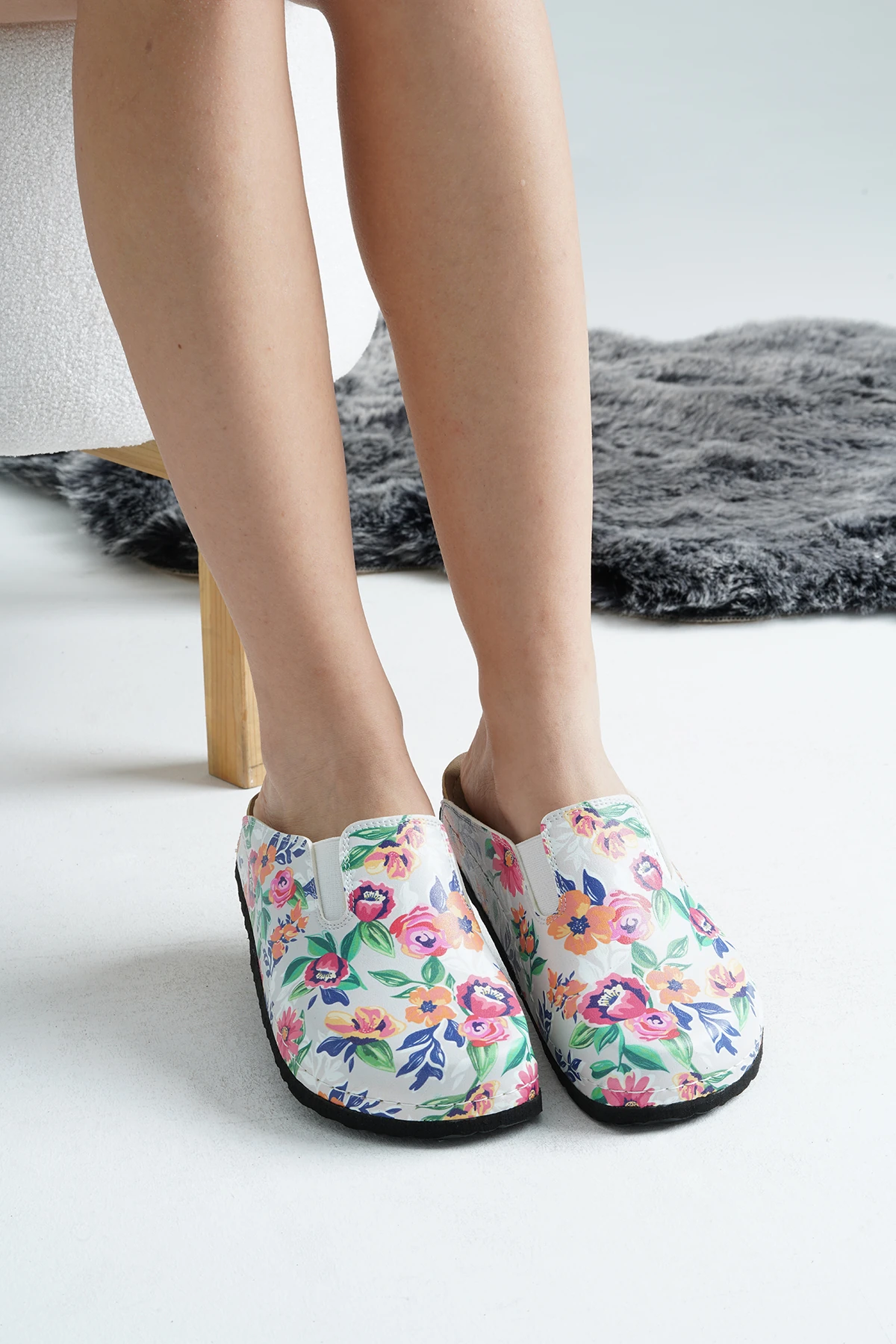 6285 Renkli Çiçekler Baskılı Sabo Terlik