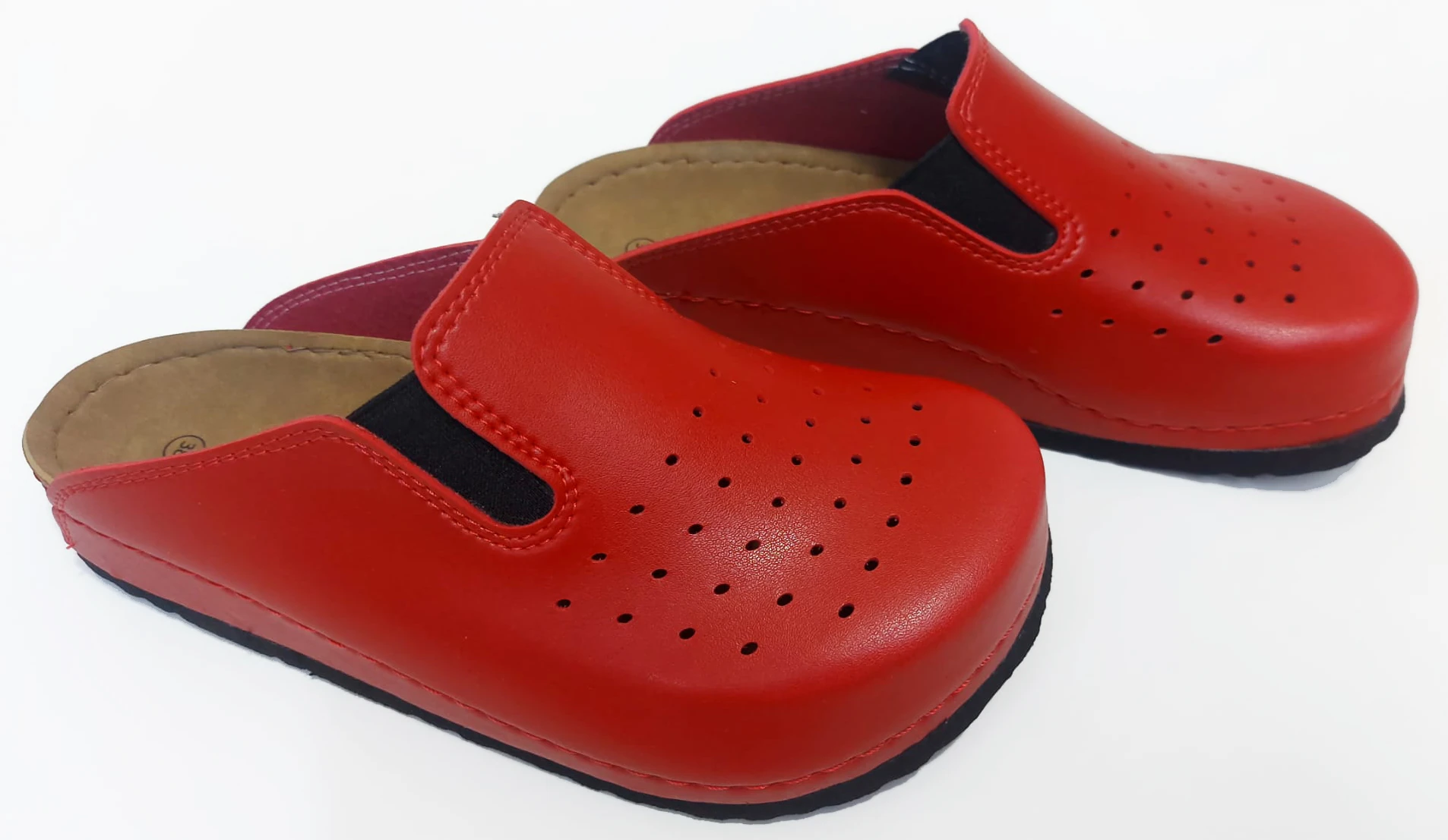 6362 Kırmızı Renkli Delikli Sek Sabo Terlik