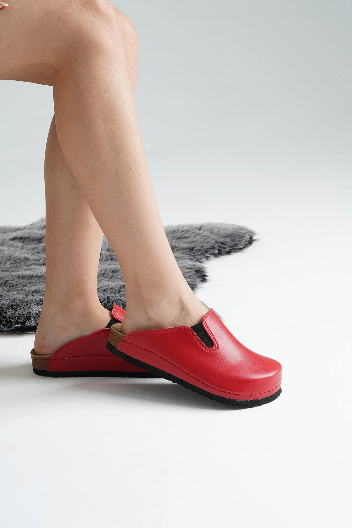 6359 Kırmızı Renkli Sek Sabo Terlik