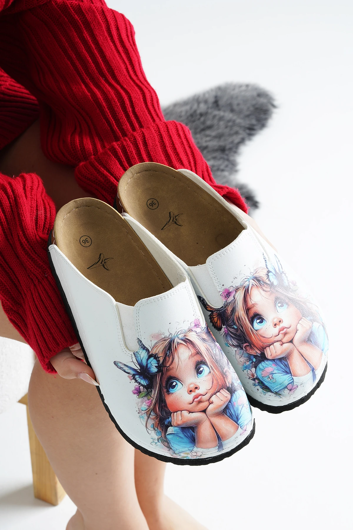 8014 Şirin Kız Baskılı Sabo Terlik